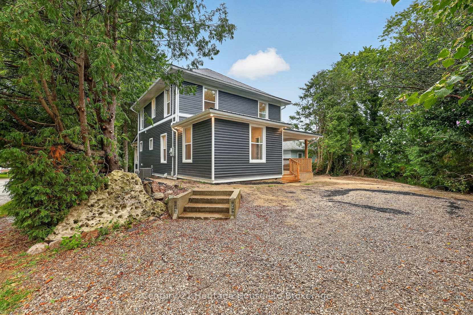 Photo 43 of 256 Union Street, Norfolk, Simcoe — HOMEH