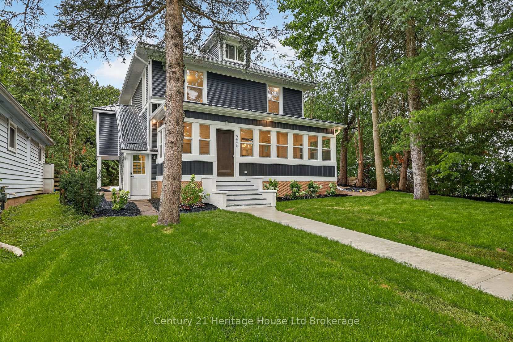 Photo 45 of 256 Union Street, Norfolk, Simcoe — HOMEH