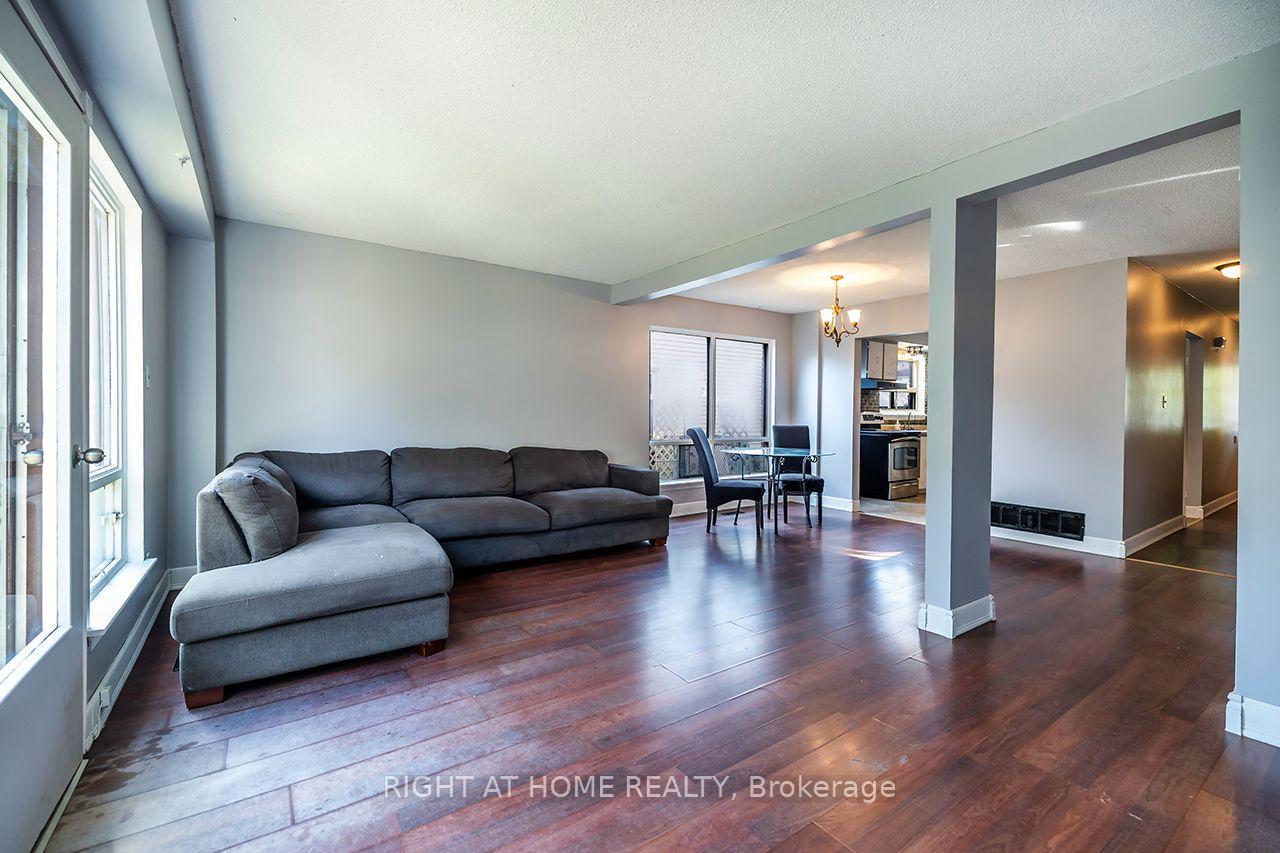 Photo 12 of 1262 Venus Crescent, Oshawa, Lakeview — HOMEH
