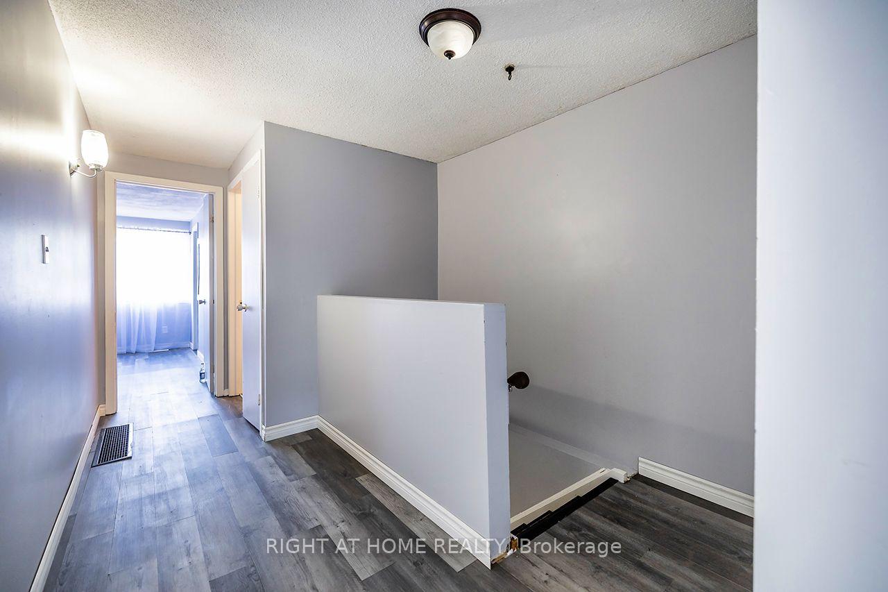 Photo 22 of 1262 Venus Crescent, Oshawa, Lakeview — HOMEH