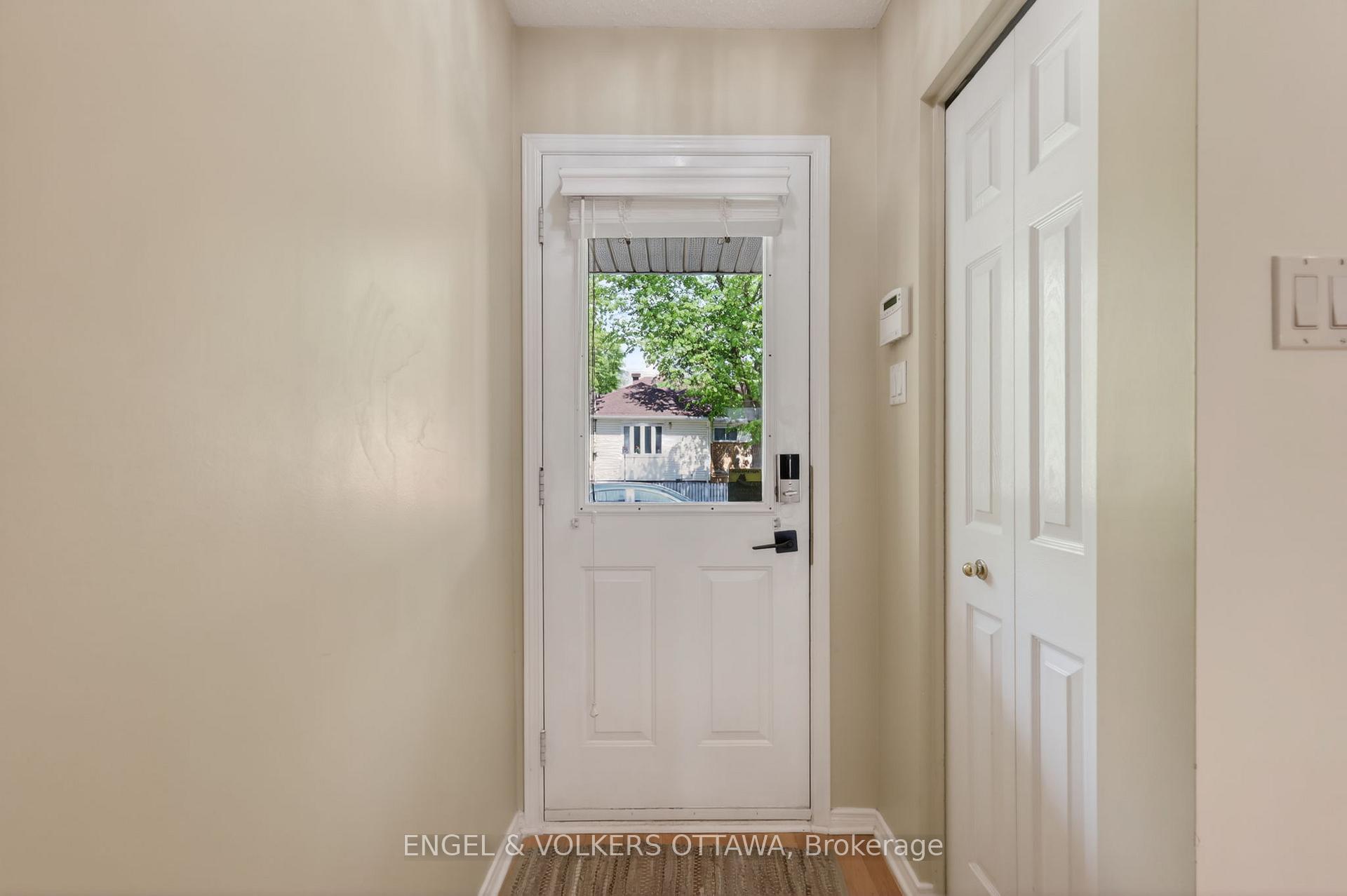 Photo 2 of 90B Templeton Street, Ottawa, Sandy Hill — HOMEH