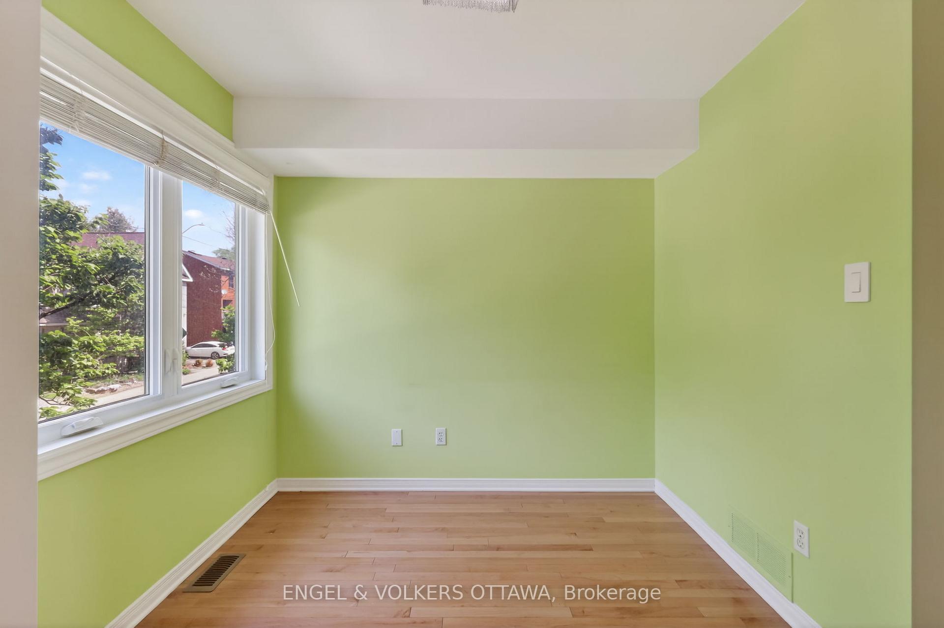 Photo 12 of 90B Templeton Street, Ottawa, Sandy Hill — HOMEH