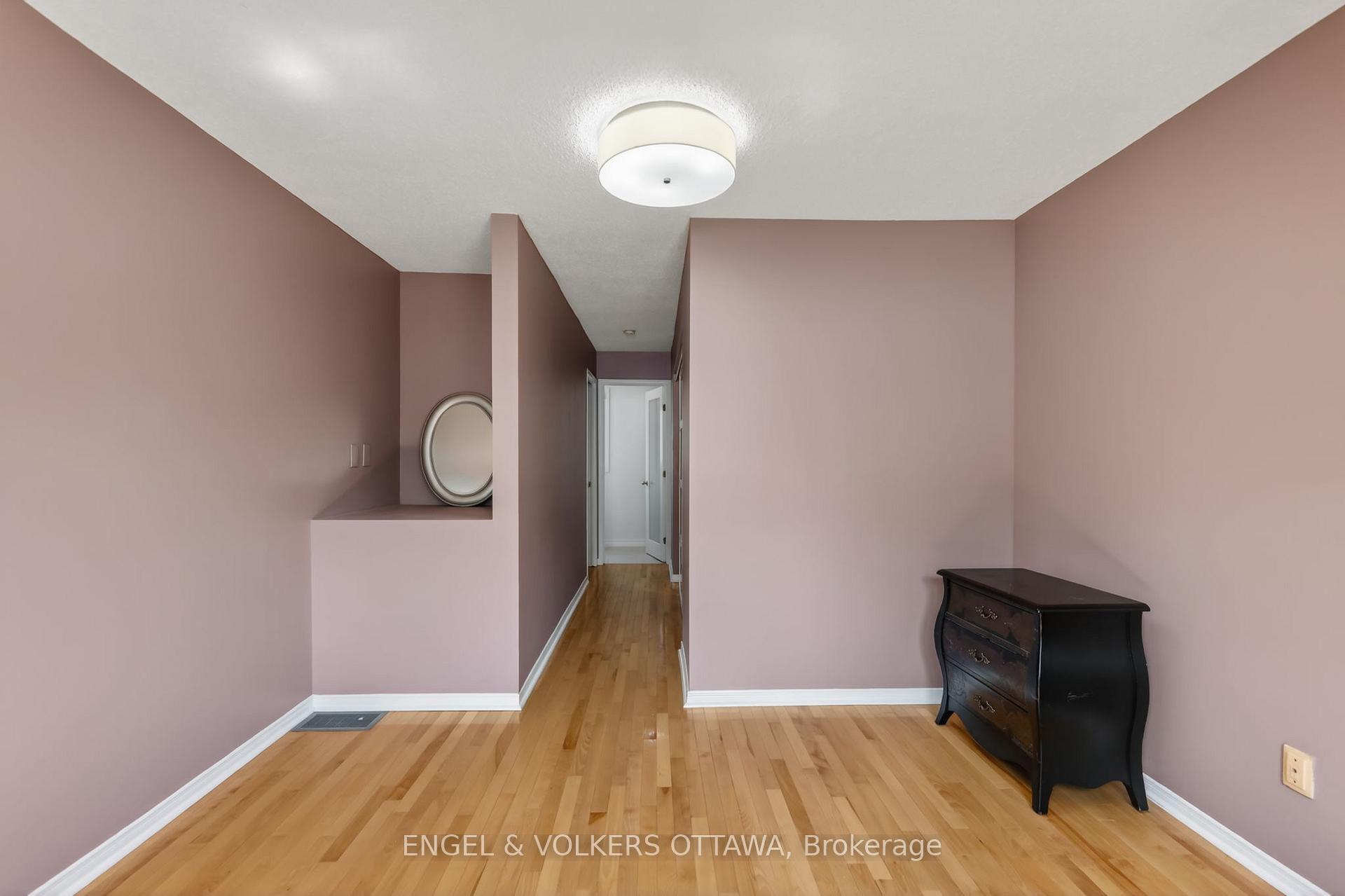 Photo 21 of 90B Templeton Street, Ottawa, Sandy Hill — HOMEH