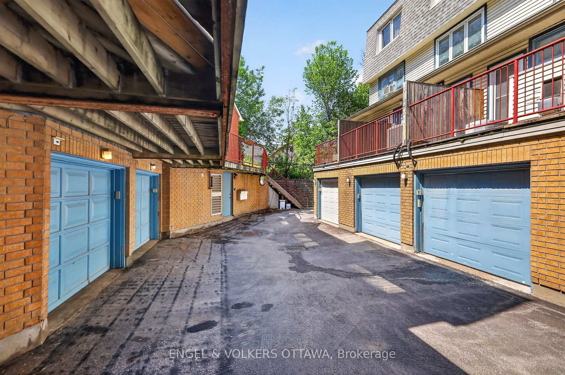 Photo 31 of 90B Templeton Street, Ottawa, Sandy Hill — HOMEH