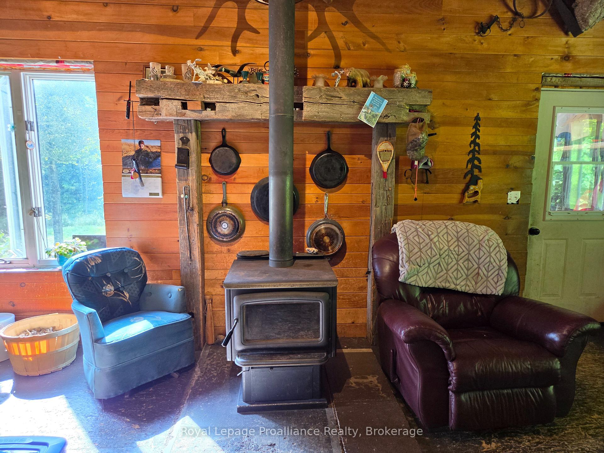 Photo 5 of 152 Addington Rd 3, Addington Highlands — HOMEH