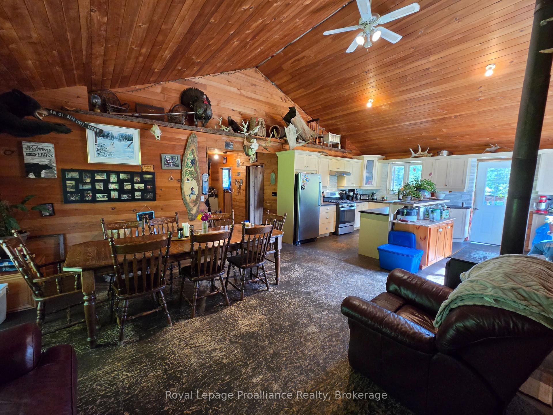 Photo 16 of 152 Addington Rd 3, Addington Highlands — HOMEH