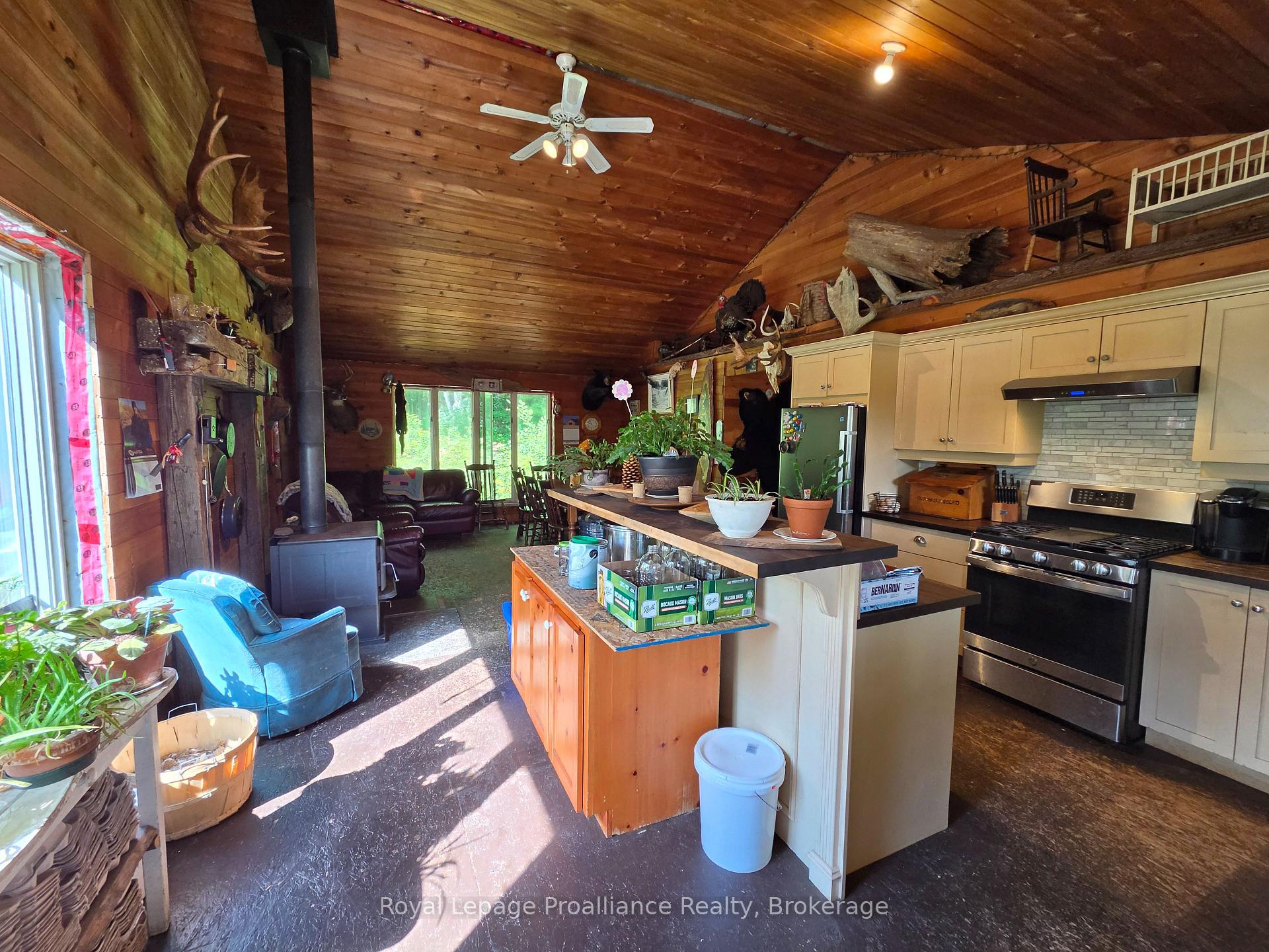 Photo 19 of 152 Addington Rd 3, Addington Highlands — HOMEH