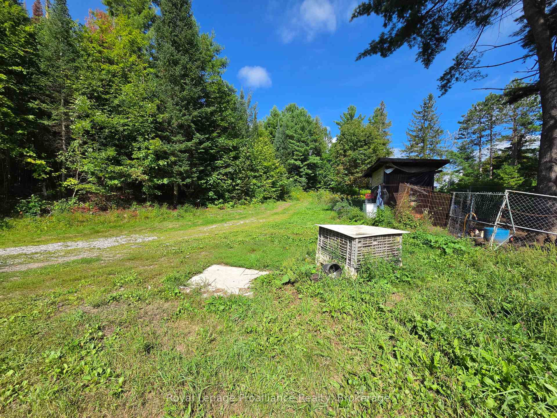 Photo 37 of 152 Addington Rd 3, Addington Highlands — HOMEH