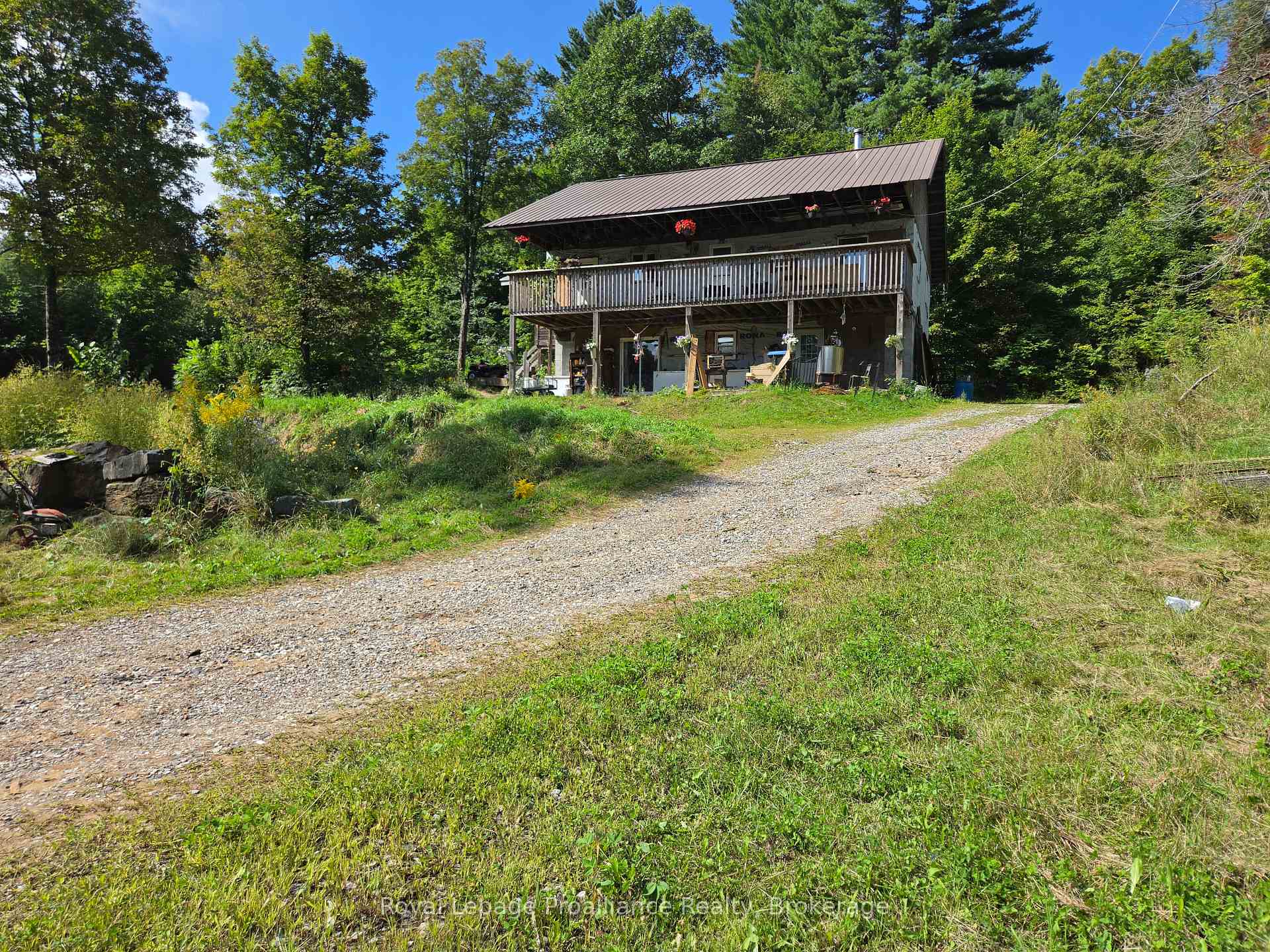 Photo 40 of 152 Addington Rd 3, Addington Highlands — HOMEH