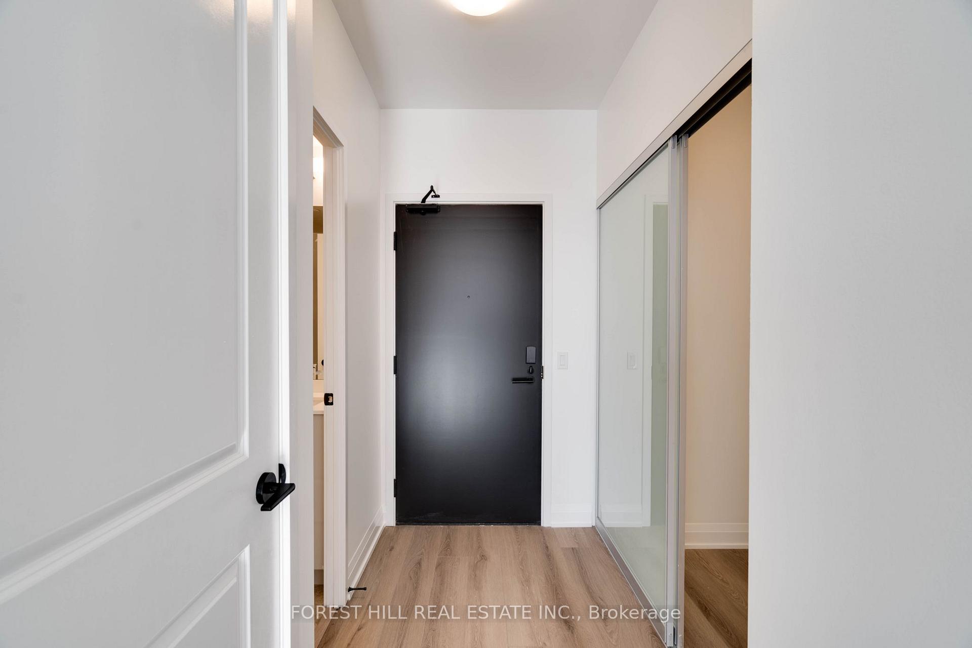 Photo 3 of Unit 807, 2343 Khalsa Gate, Oakville, Westmount — HOMEH