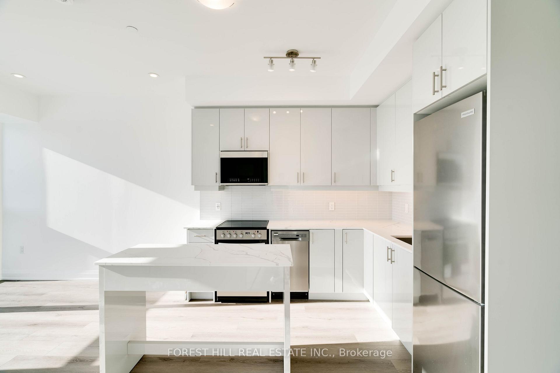 Photo 6 of Unit 807, 2343 Khalsa Gate, Oakville, Westmount — HOMEH