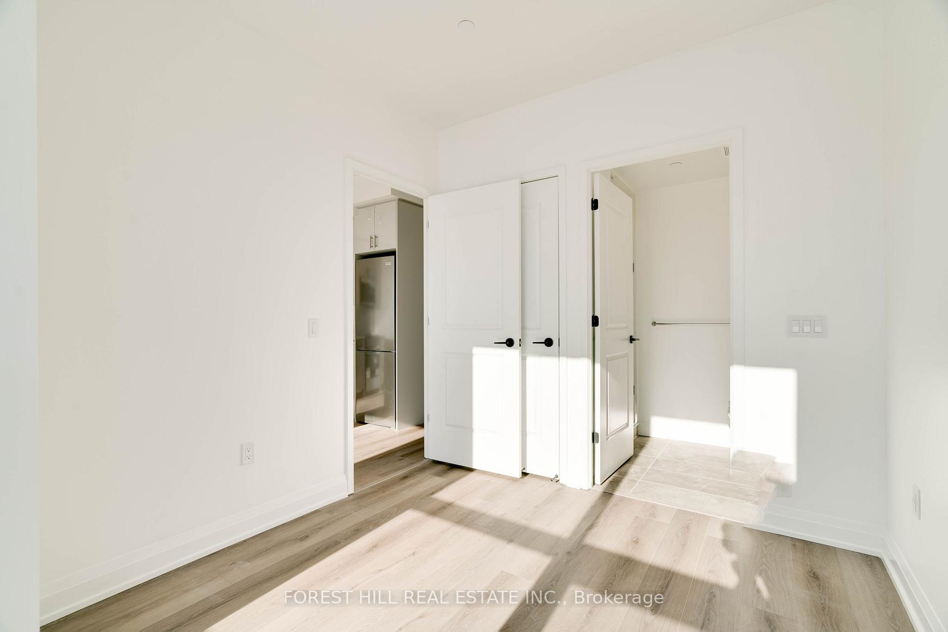 Photo 9 of Unit 807, 2343 Khalsa Gate, Oakville, Westmount — HOMEH