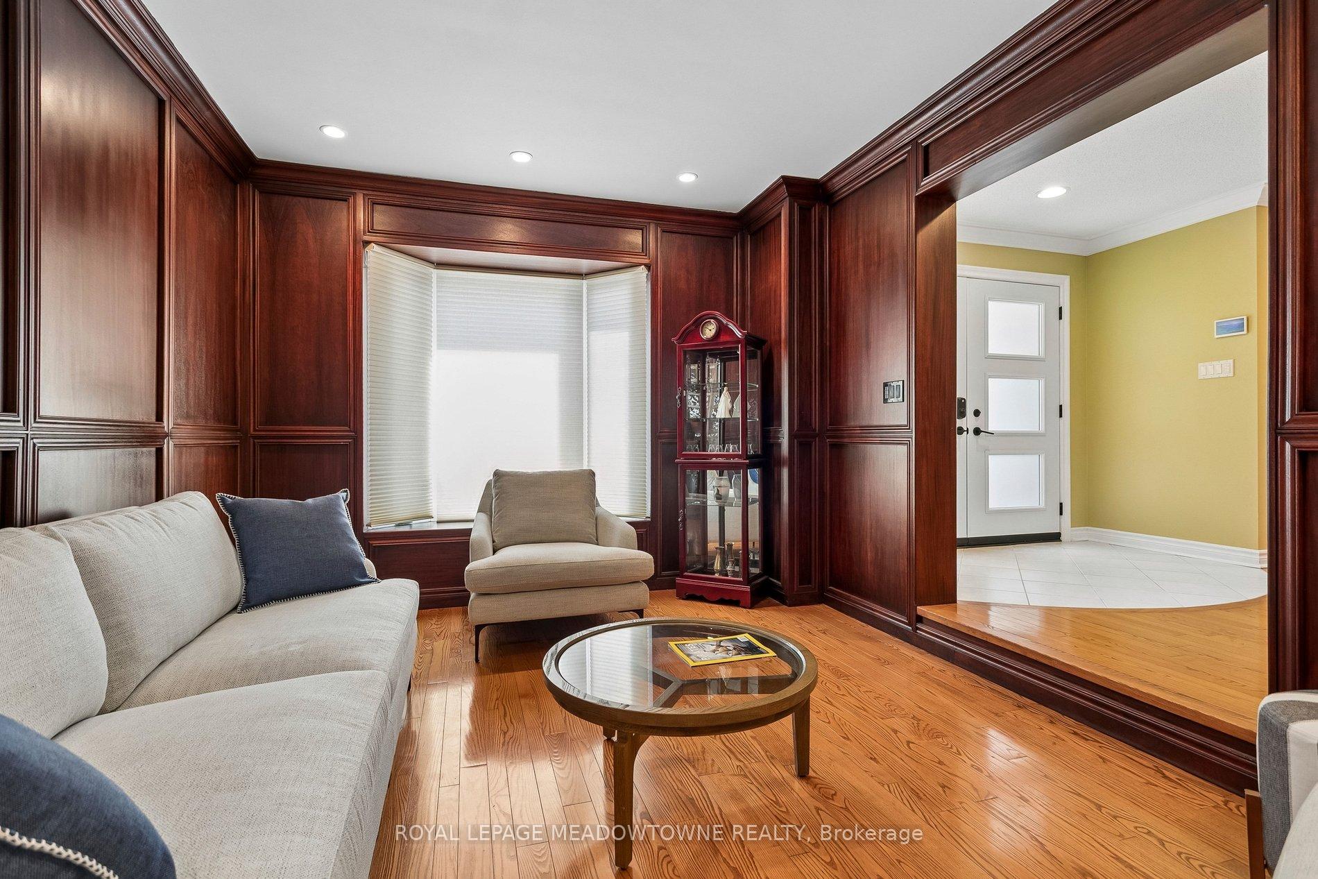 Photo 7 of 3170 Plum Tree Crescent, Mississauga, Meadowvale — HOMEH