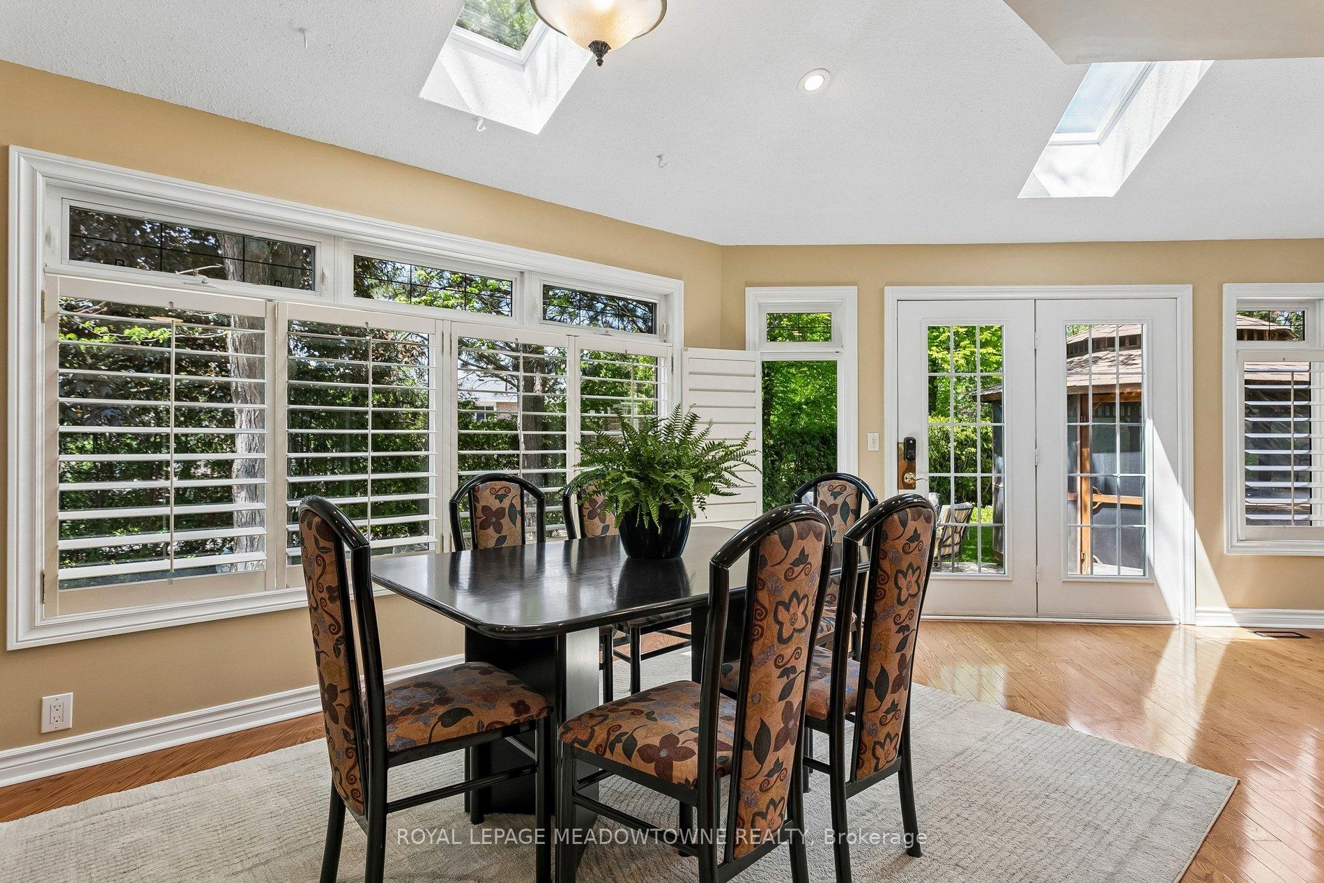 Photo 14 of 3170 Plum Tree Crescent, Mississauga, Meadowvale — HOMEH