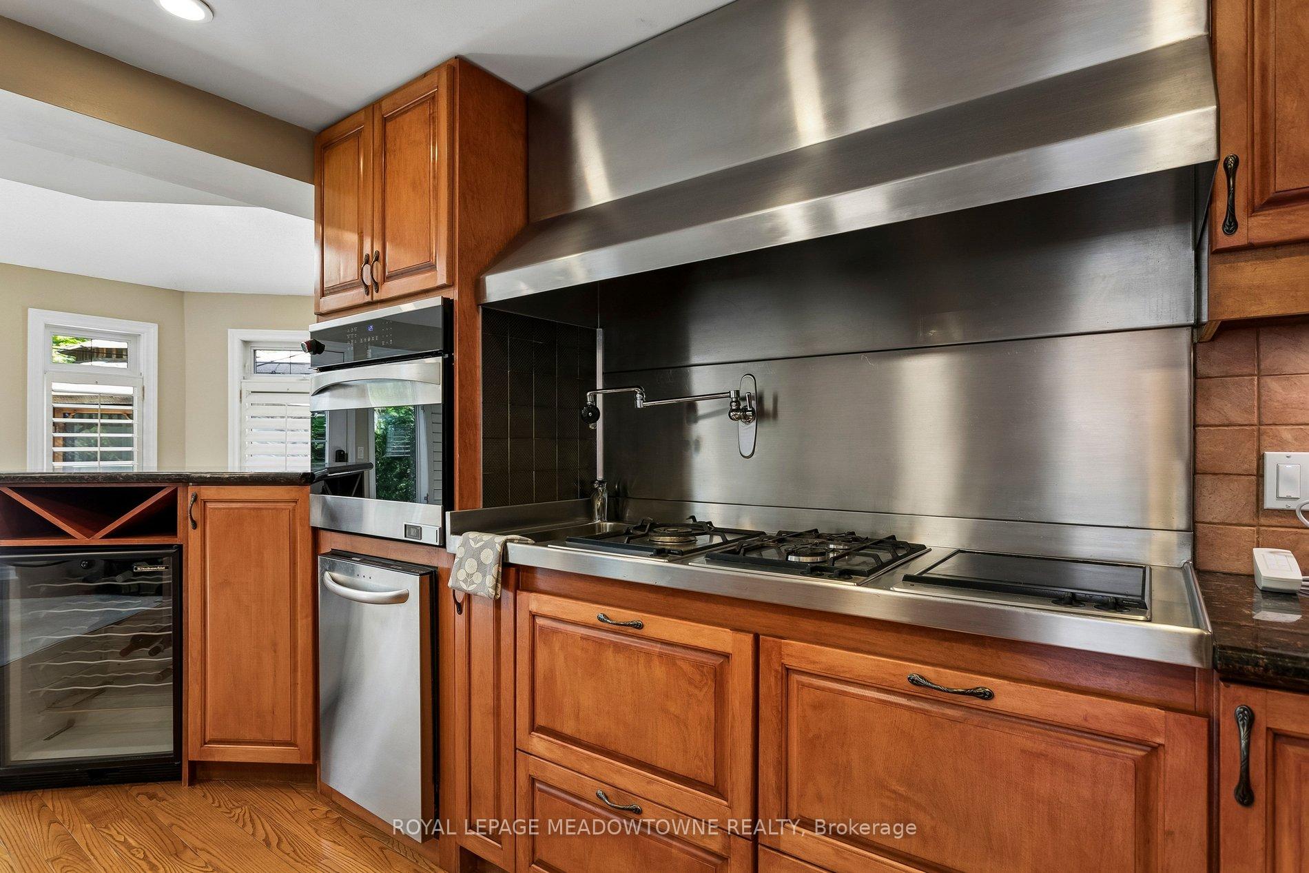 Photo 19 of 3170 Plum Tree Crescent, Mississauga, Meadowvale — HOMEH