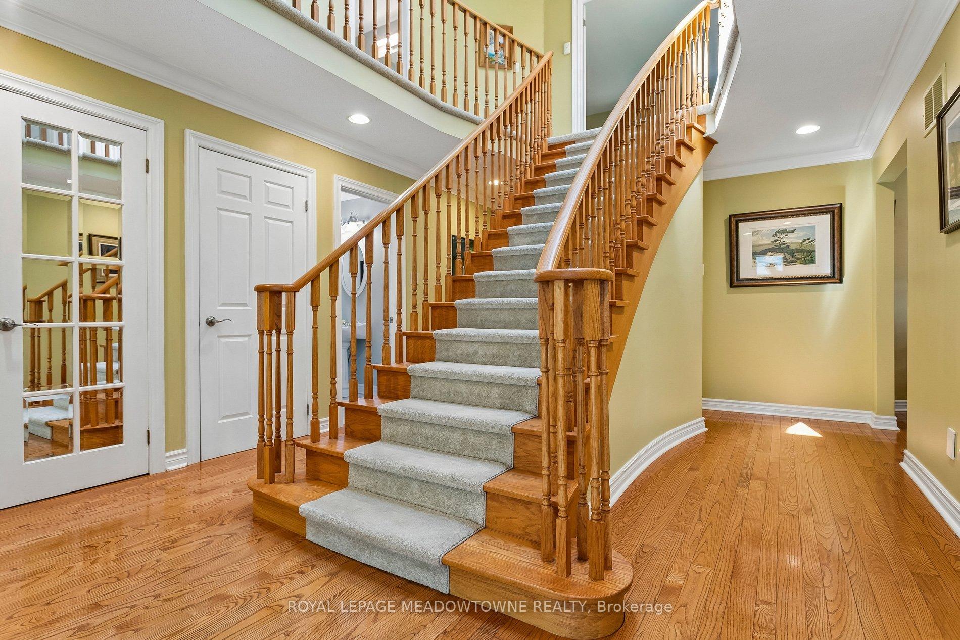Photo 26 of 3170 Plum Tree Crescent, Mississauga, Meadowvale — HOMEH