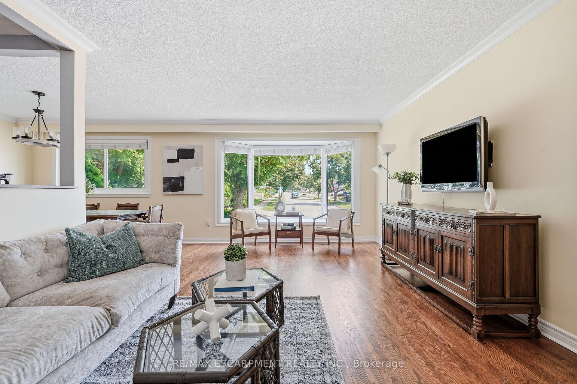 Photo 7 of 616 Mullin Way, Burlington, Appleby — HOMEH