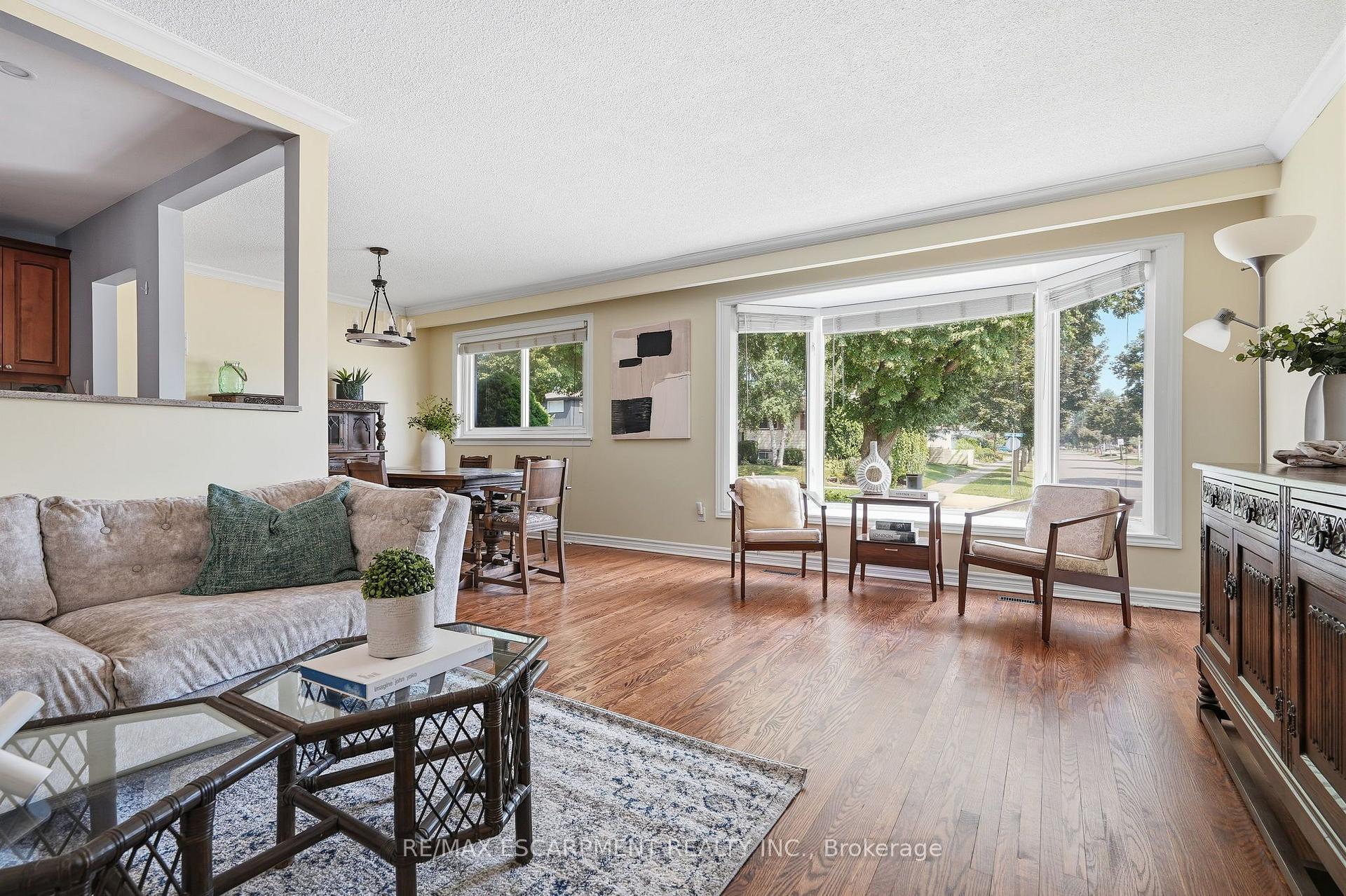 Photo 9 of 616 Mullin Way, Burlington, Appleby — HOMEH