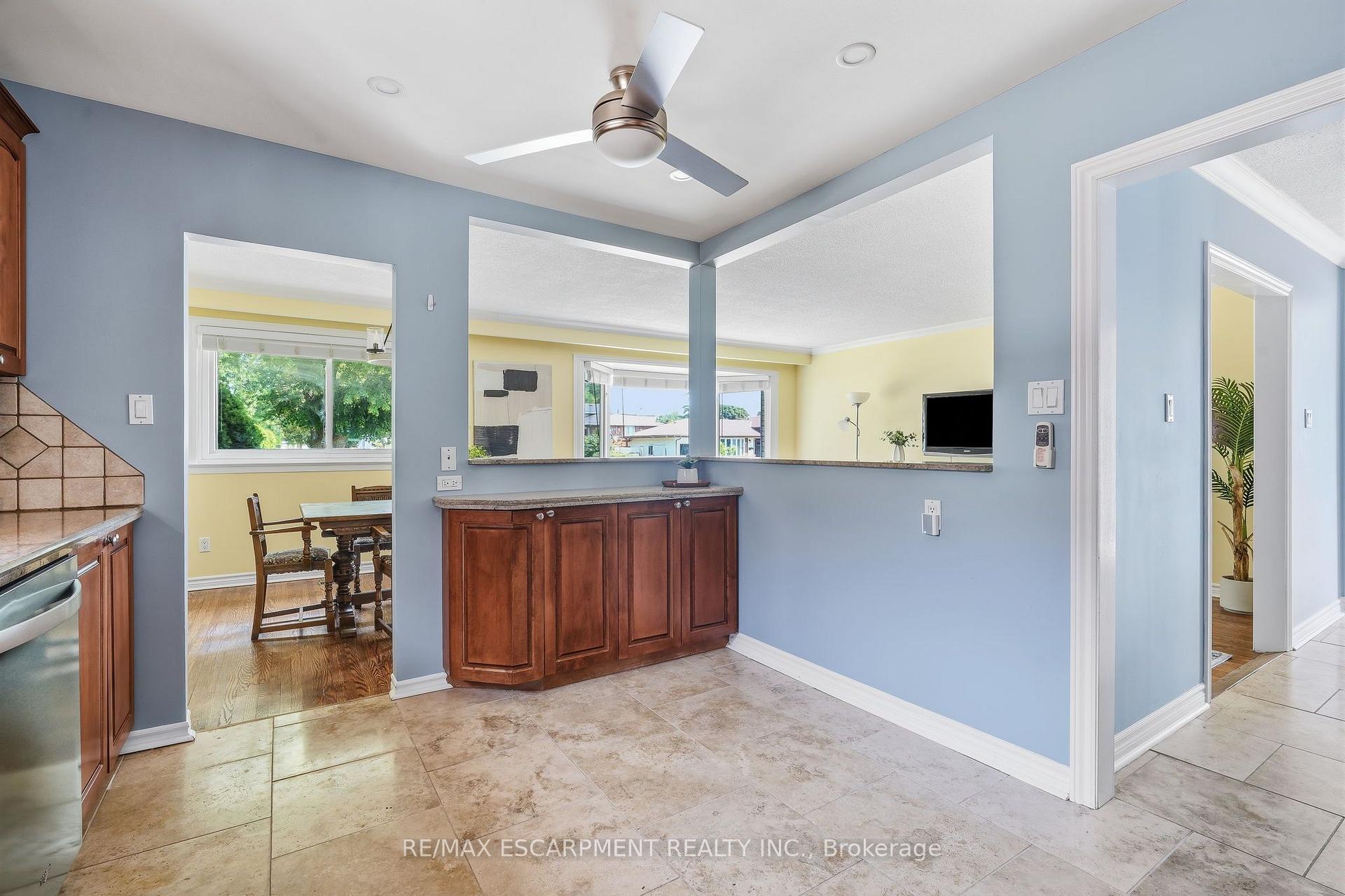 Photo 18 of 616 Mullin Way, Burlington, Appleby — HOMEH
