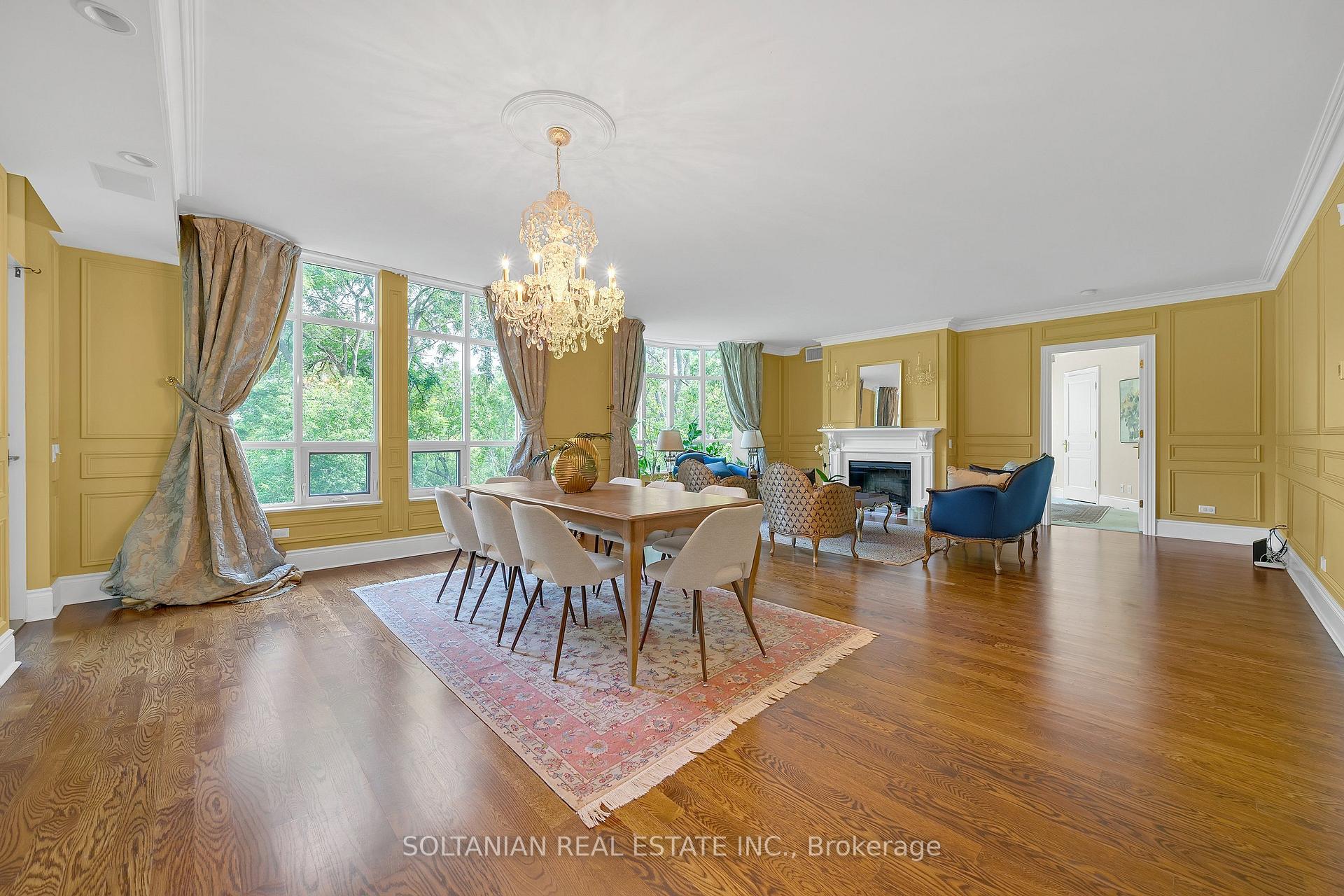 Photo 6 of Unit 212, 7071 Bayview Avenue, Markham, Bayview Glen — HOMEH