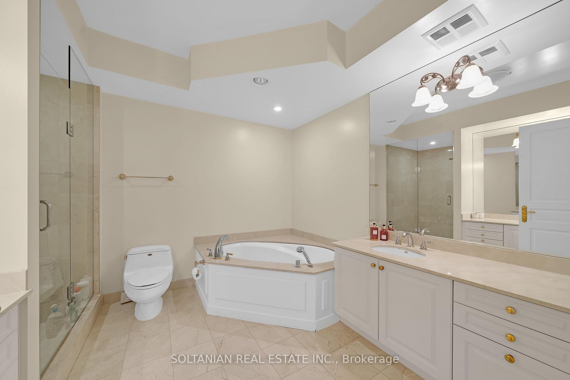 Photo 25 of Unit 212, 7071 Bayview Avenue, Markham, Bayview Glen — HOMEH