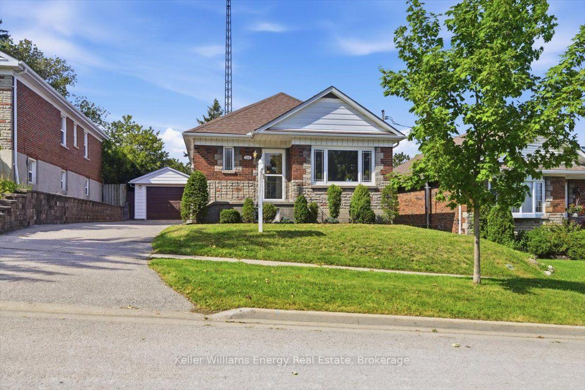 Photo of 216 College Avenue