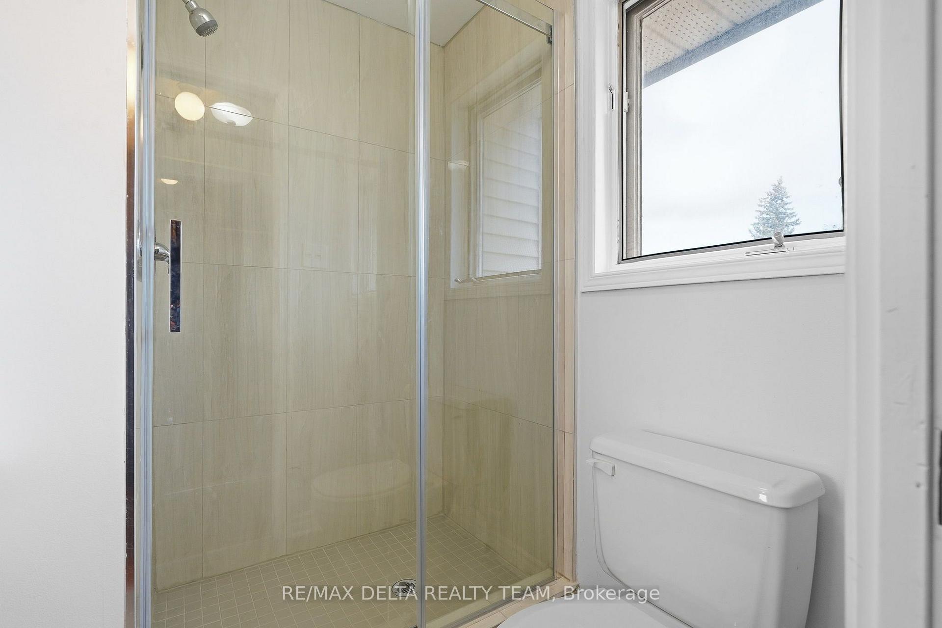 Photo 27 of 1587 Maxime Street, Ottawa, Pineview — HOMEH