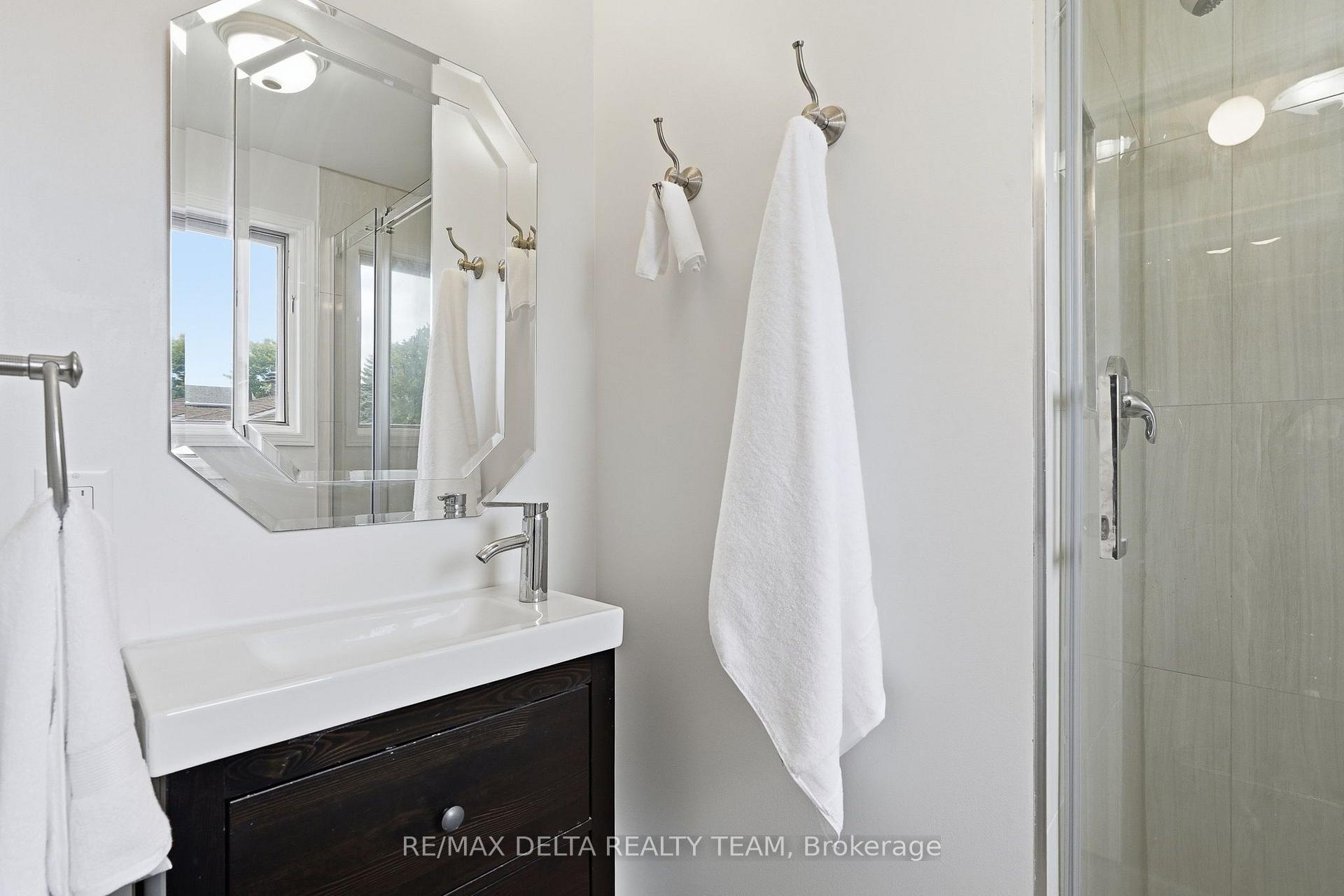 Photo 28 of 1587 Maxime Street, Ottawa, Pineview — HOMEH