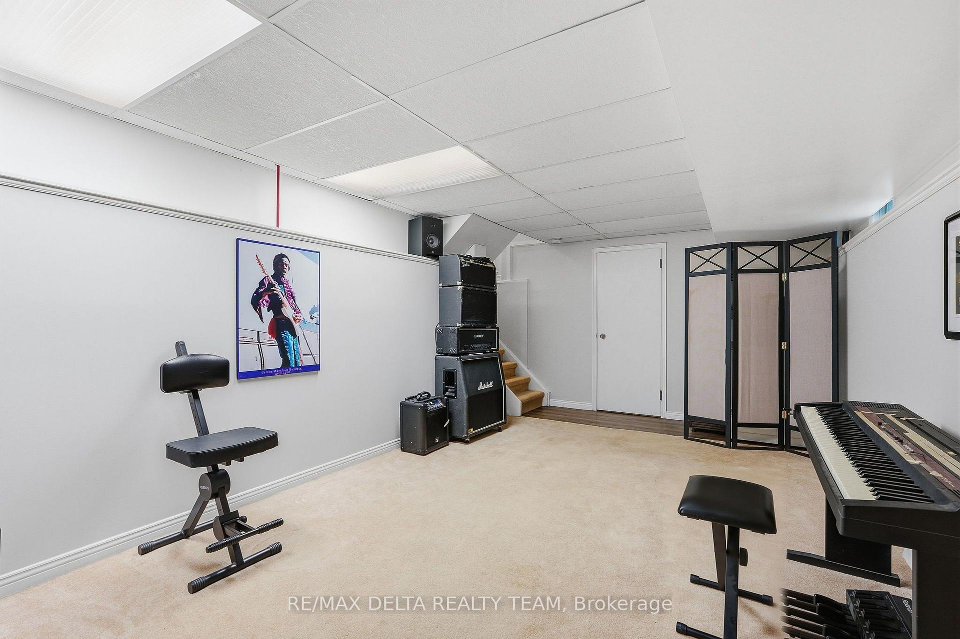 Photo 31 of 1587 Maxime Street, Ottawa, Pineview — HOMEH