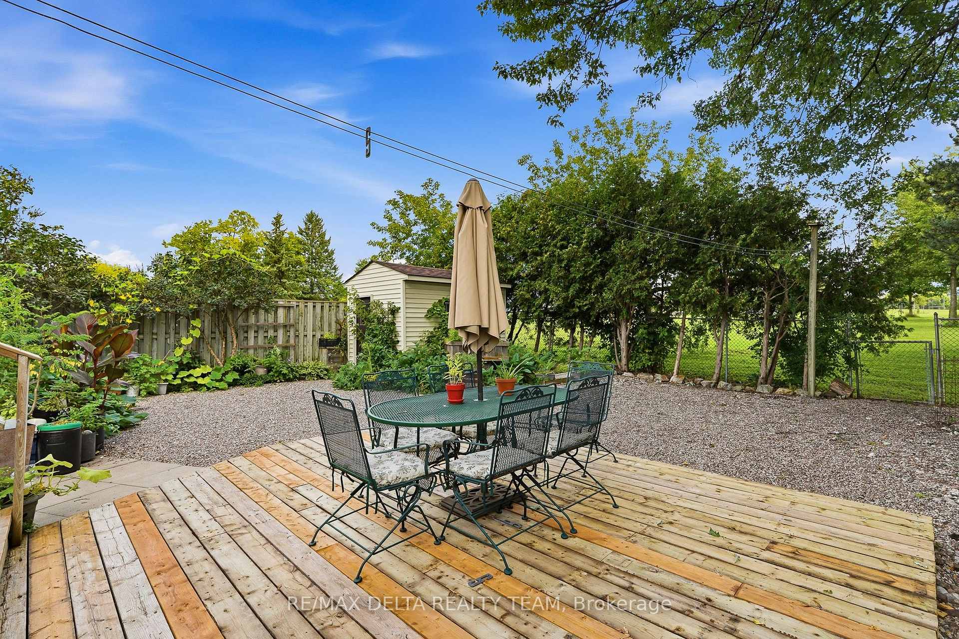 Photo 36 of 1587 Maxime Street, Ottawa, Pineview — HOMEH