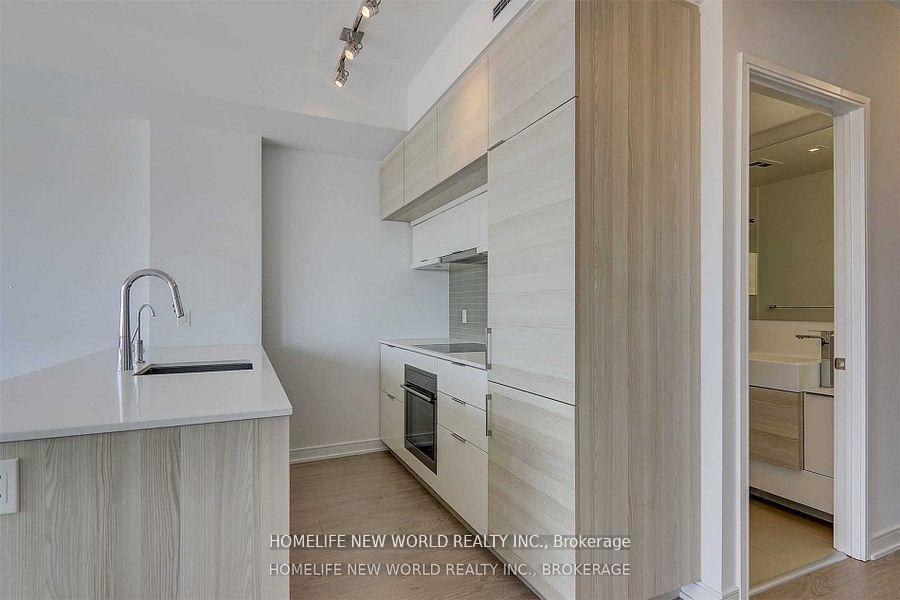 Photo 6 of Unit 713, 88 Scott Street, Toronto, Church-Yonge Corridor — HOMEH