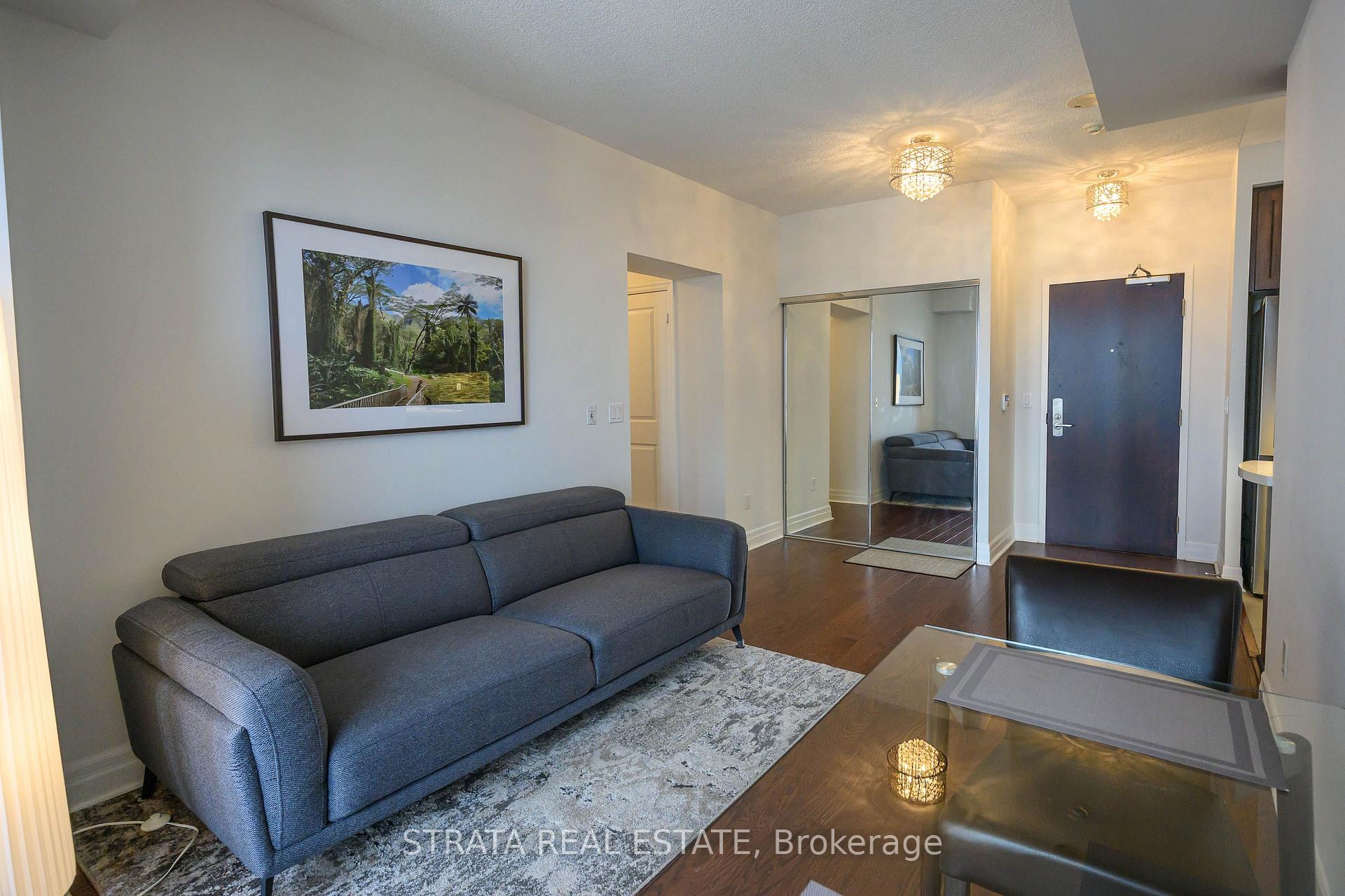 Photo 2 of Unit 2602, 35 Balmuto Street, Toronto, Bay Street Corridor — HOMEH