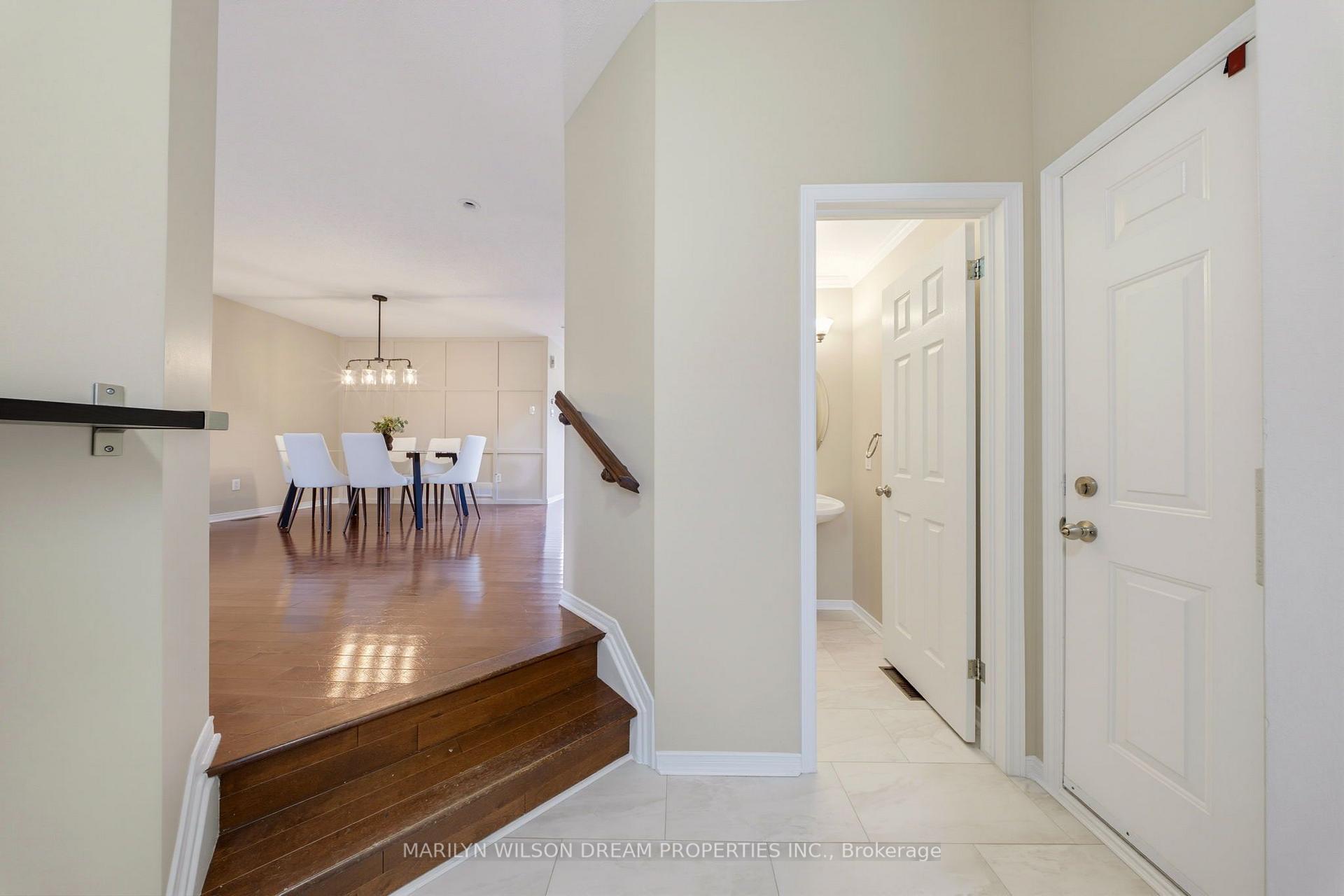 Photo 2 of 32 Valencia Street, Ottawa, Barrhaven East — HOMEH