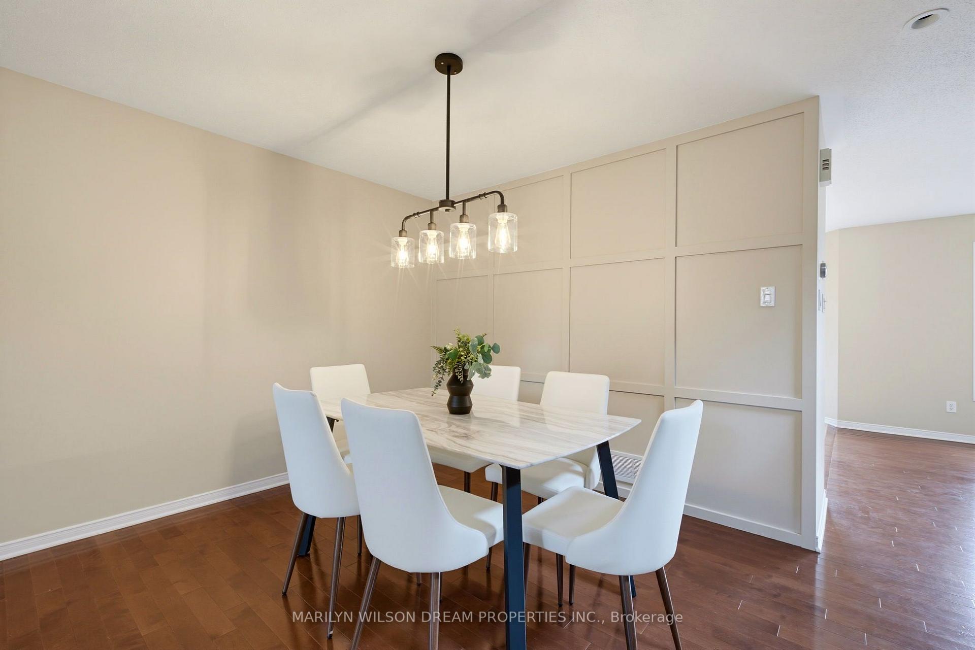 Photo 4 of 32 Valencia Street, Ottawa, Barrhaven East — HOMEH