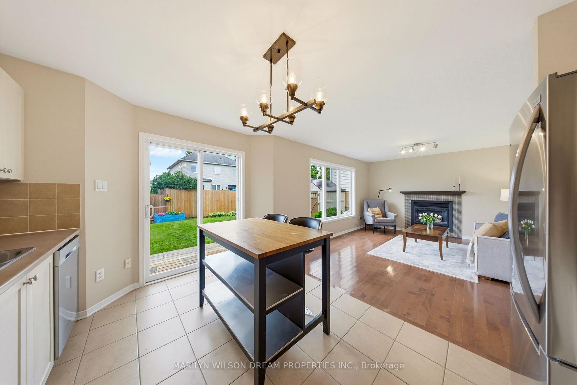 Photo 17 of 32 Valencia Street, Ottawa, Barrhaven East — HOMEH