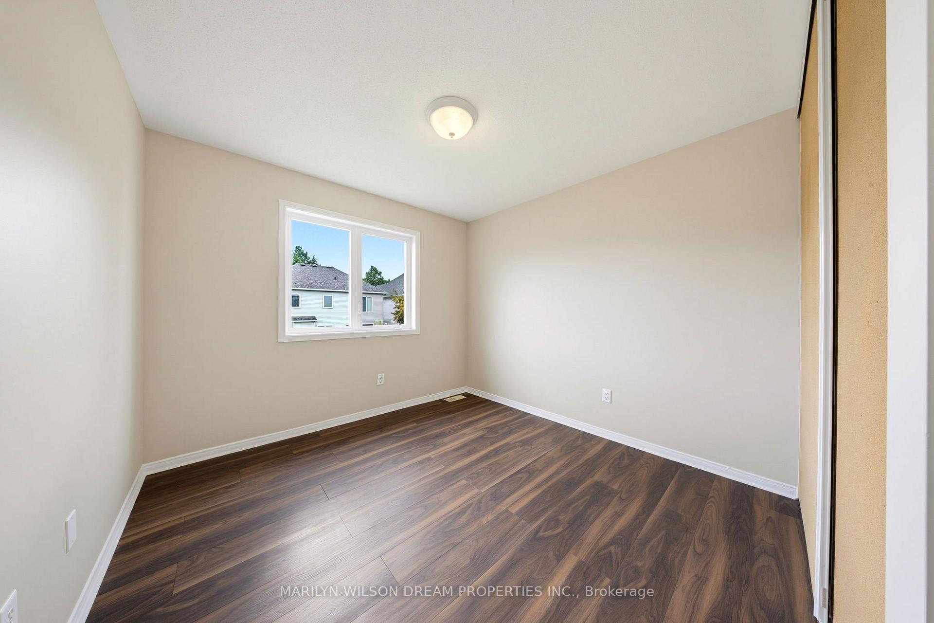 Photo 26 of 32 Valencia Street, Ottawa, Barrhaven East — HOMEH