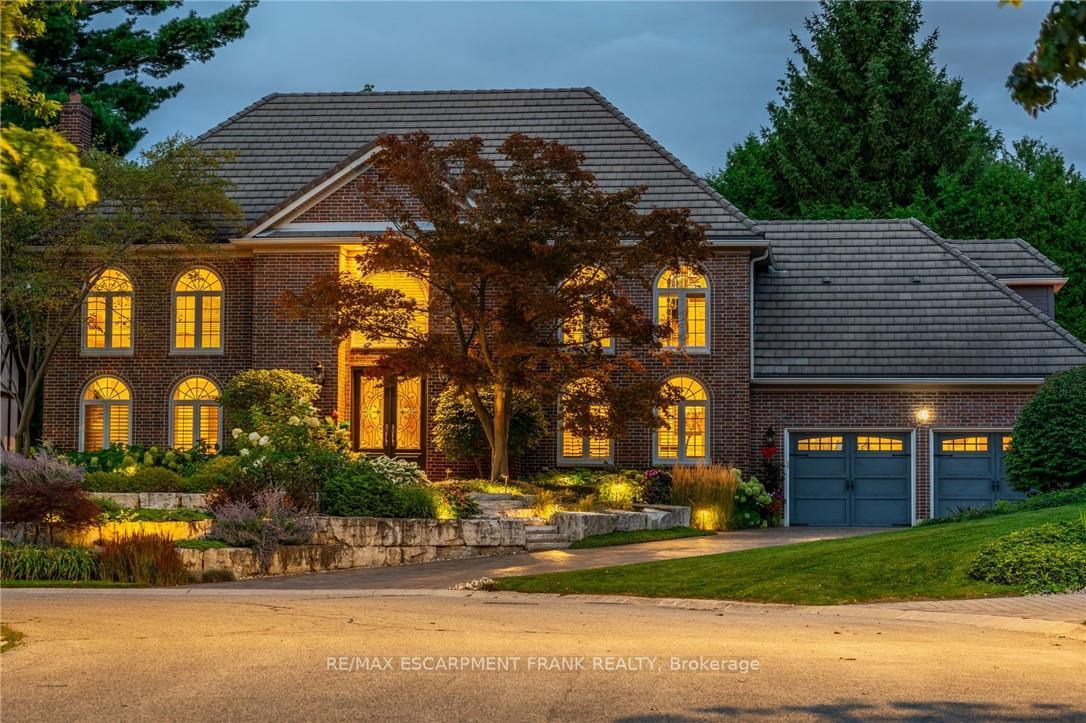Photo 1 of 45 Peppertree Crescent, Hamilton, Ancaster — HOMEH