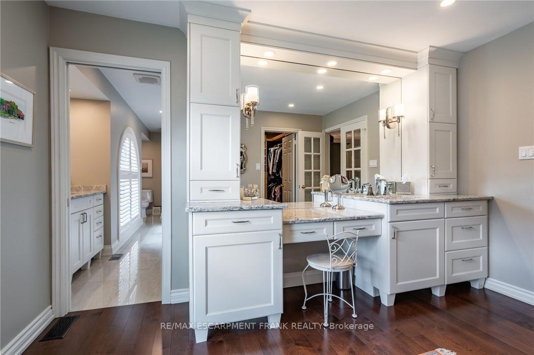 Photo 30 of 45 Peppertree Crescent, Hamilton, Ancaster — HOMEH