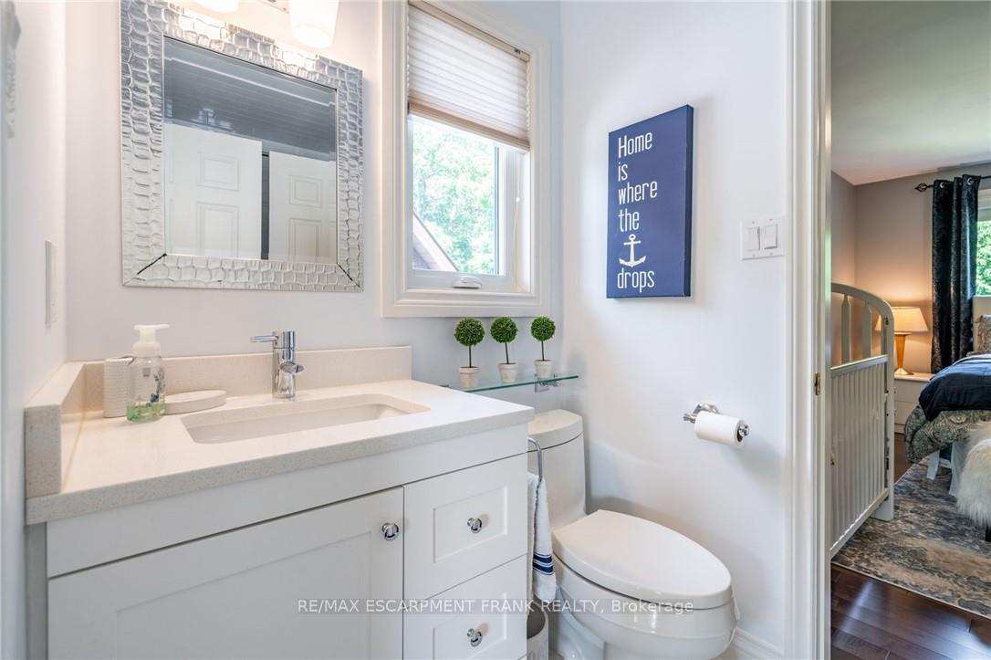 Photo 36 of 45 Peppertree Crescent, Hamilton, Ancaster — HOMEH
