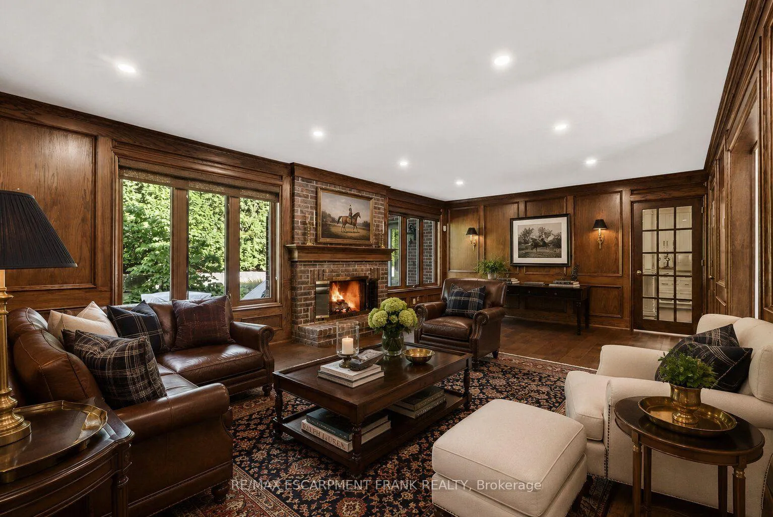 Photo 19 of 45 Peppertree Crescent, Hamilton, Ancaster — HOMEH