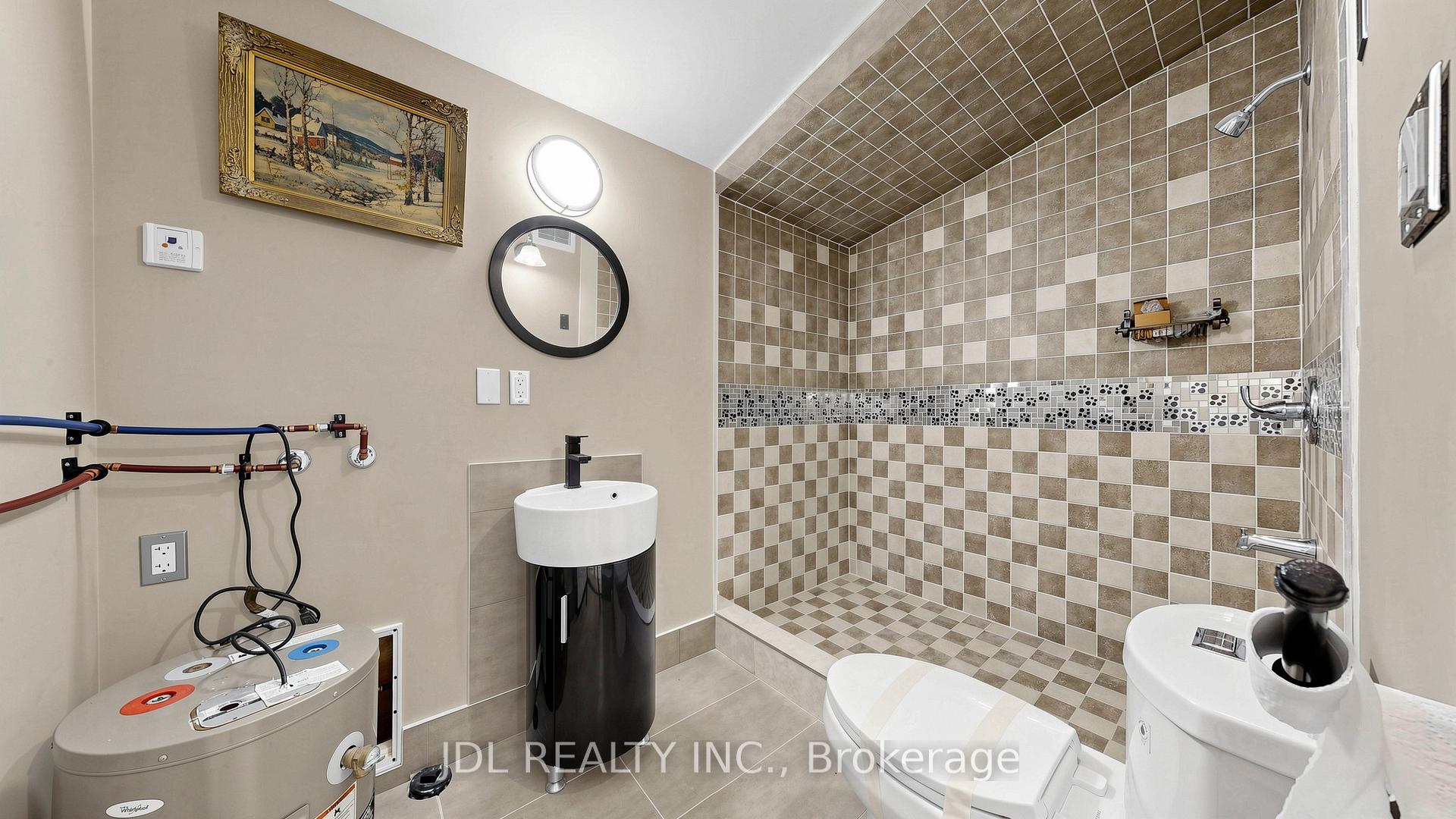 Photo 29 of 956 Lake Drive E, Georgina, Sutton & Jackson's Point — HOMEH