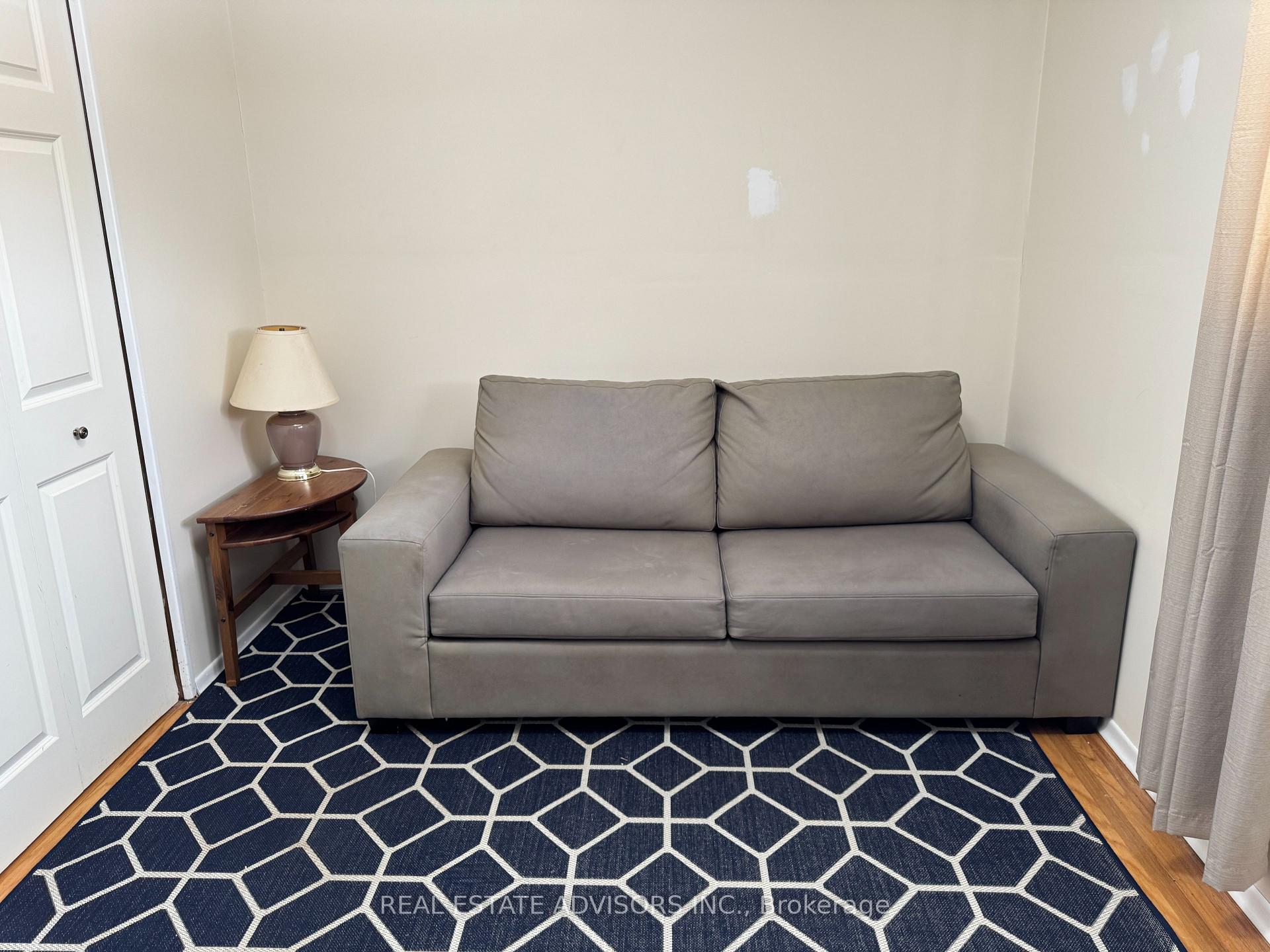 Photo 3 of 7360 Manion Road, Mississauga, Malton — HOMEH