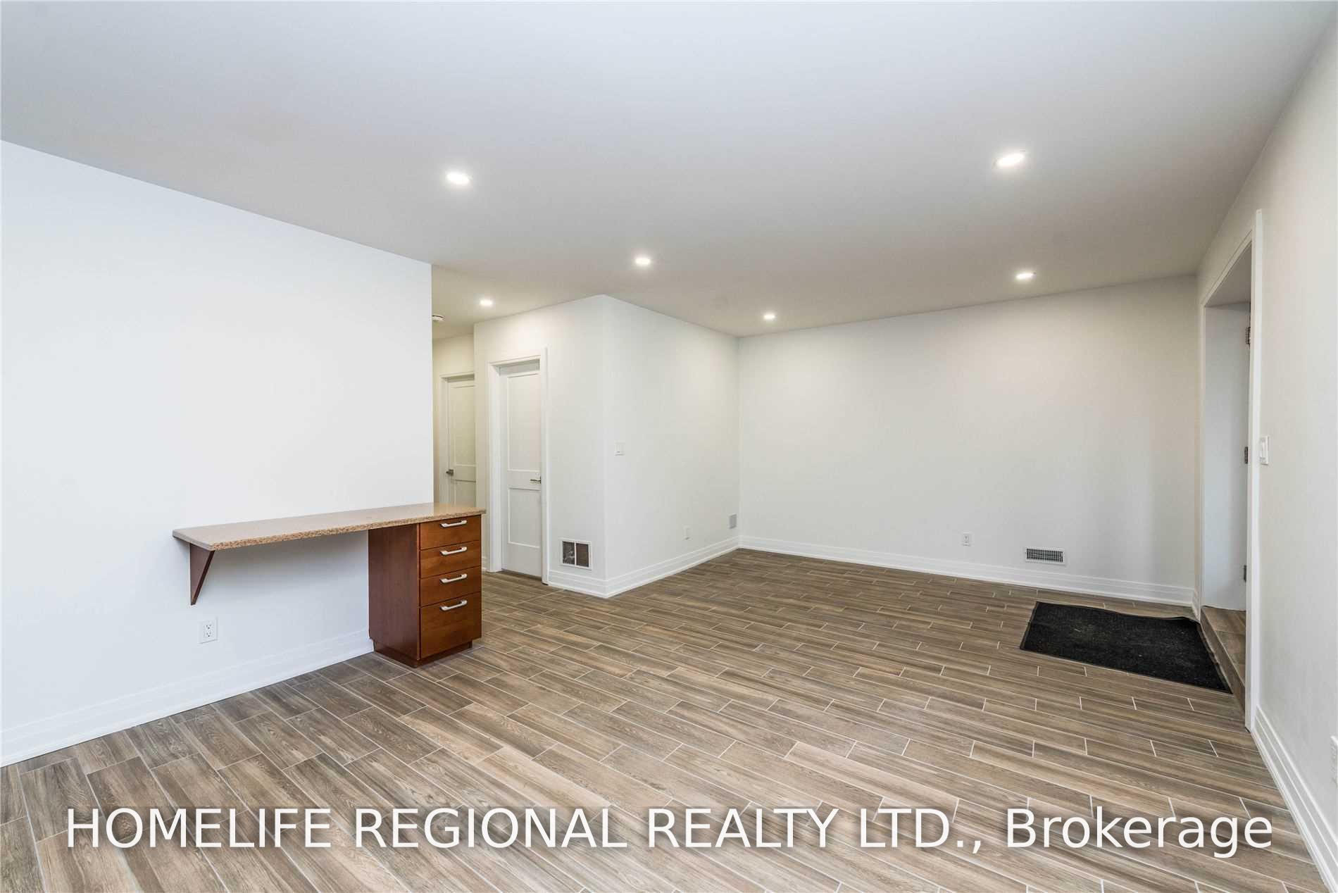 Photo 7 of Unit Lower, 946 Ninth Street, Mississauga, Lakeview — HOMEH