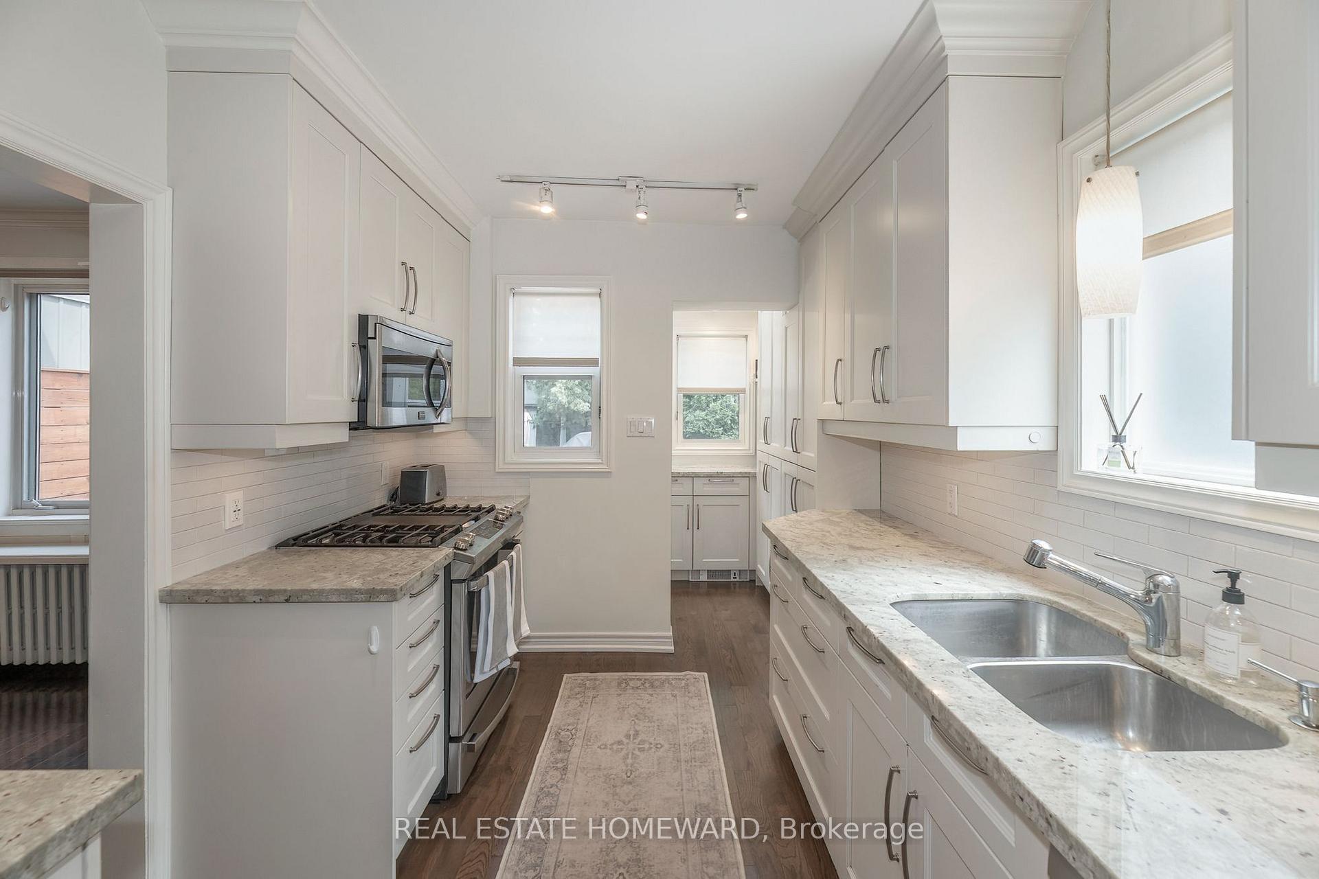 Photo 9 of 53 Pepler Avenue, Toronto, East York — HOMEH