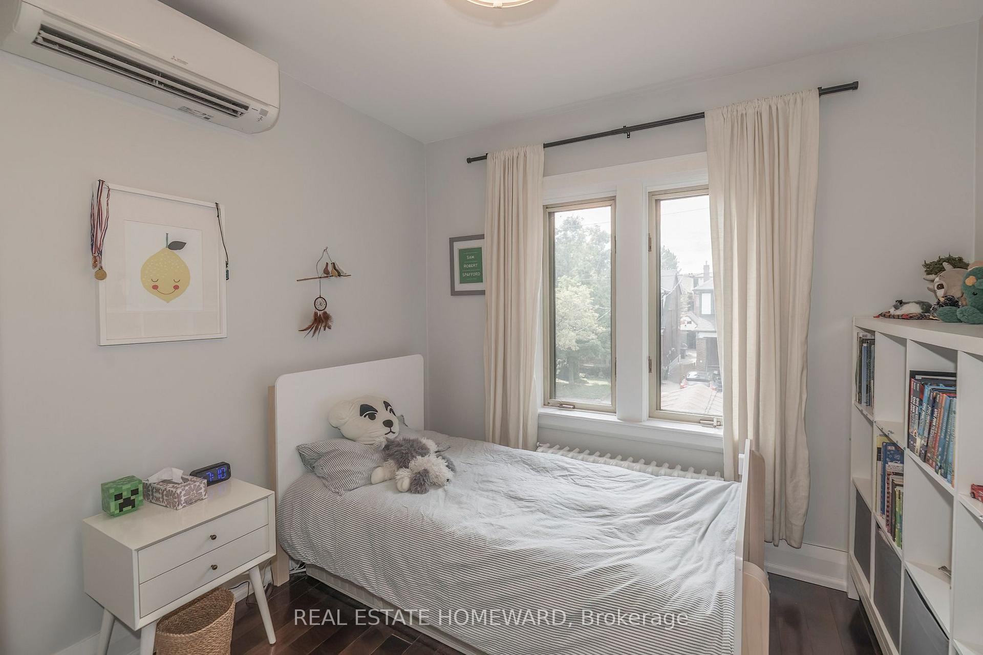 Photo 13 of 53 Pepler Avenue, Toronto, East York — HOMEH