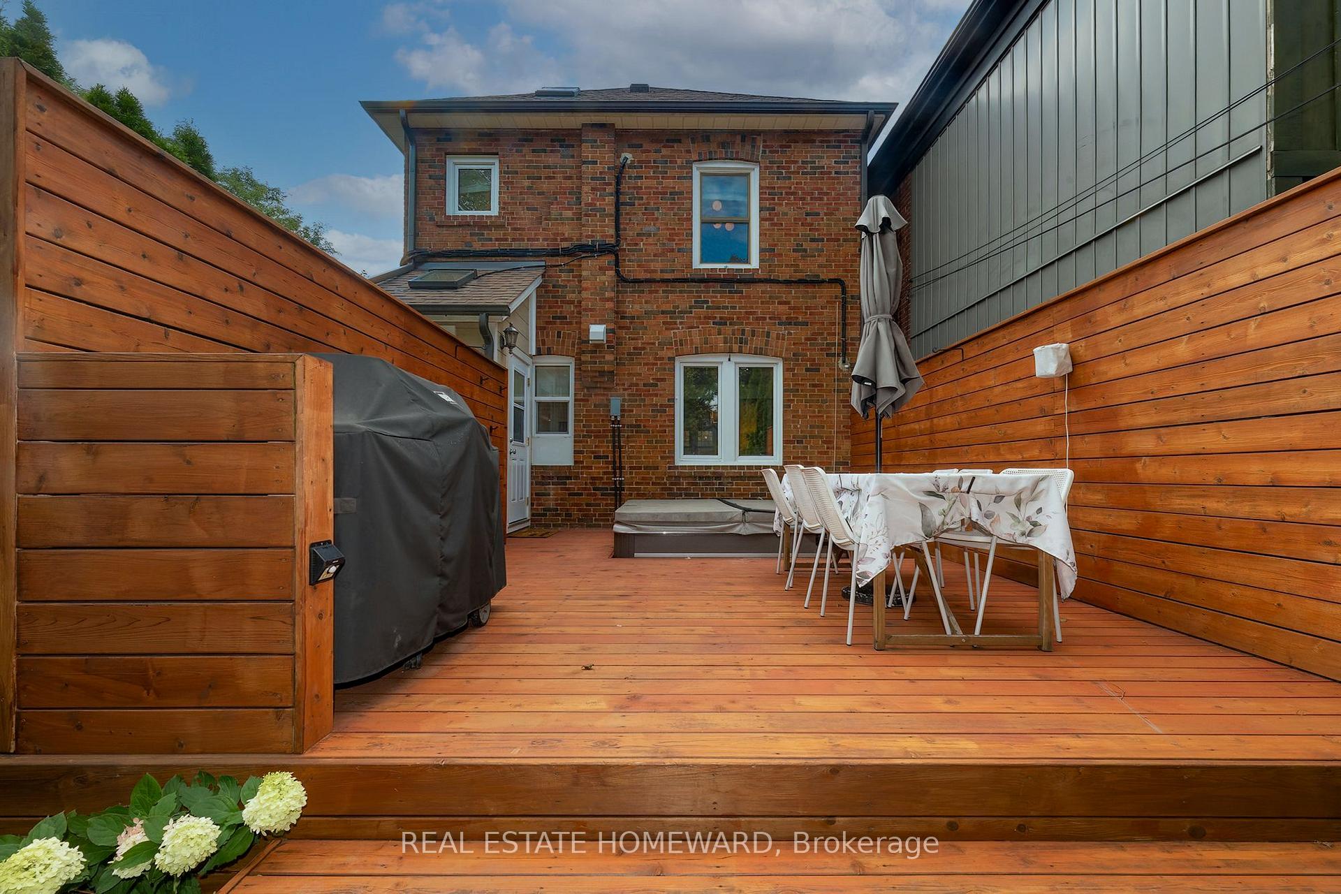 Photo 24 of 53 Pepler Avenue, Toronto, East York — HOMEH