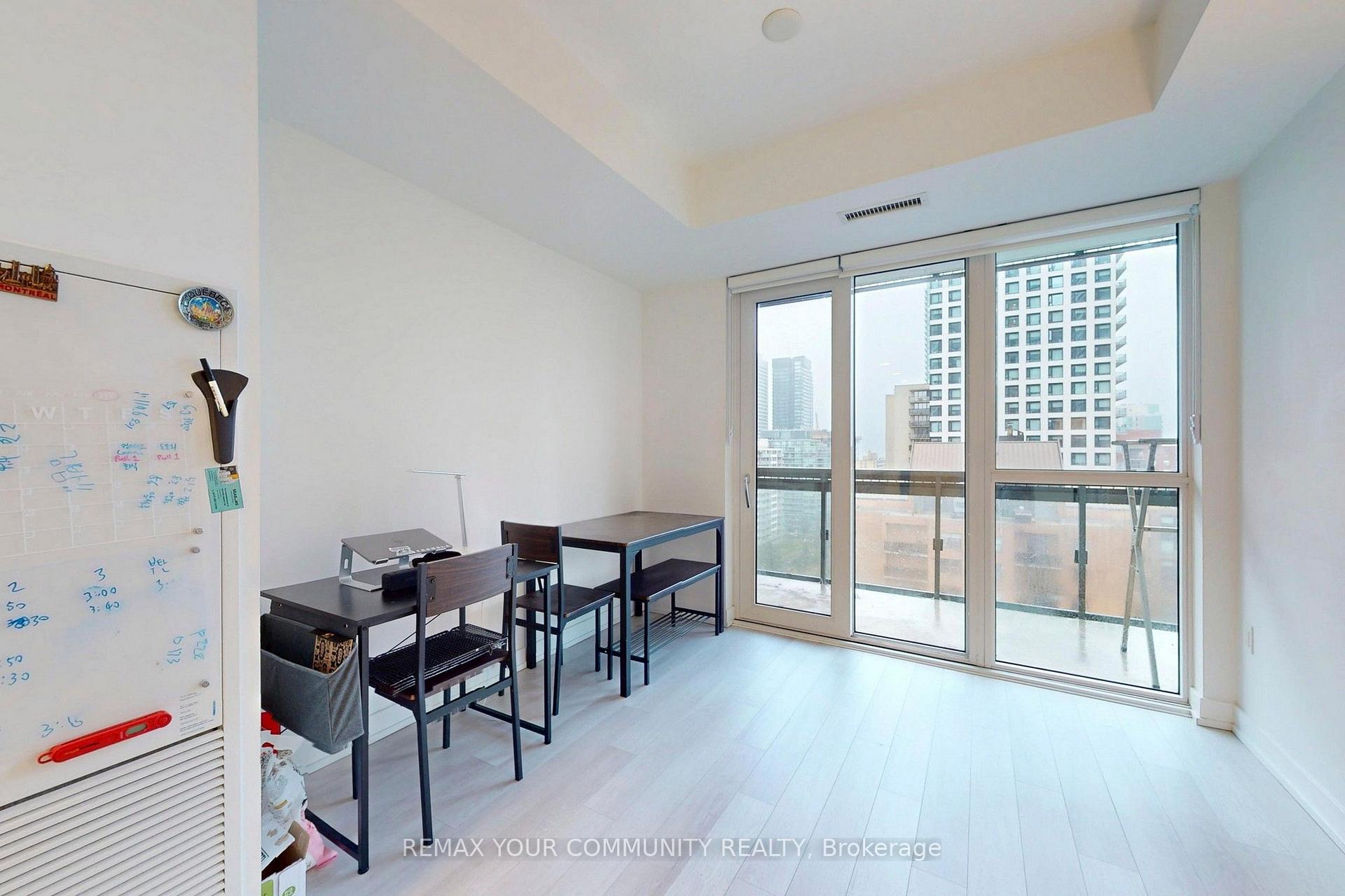 Photo 7 of Unit 1001, 39 Roehampton Avenue, Toronto, Mount Pleasant West — HOMEH