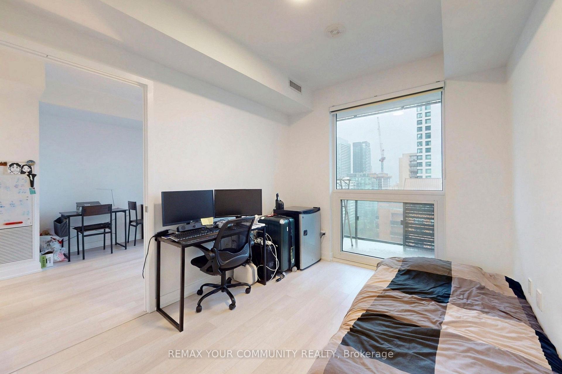 Photo 14 of Unit 1001, 39 Roehampton Avenue, Toronto, Mount Pleasant West — HOMEH