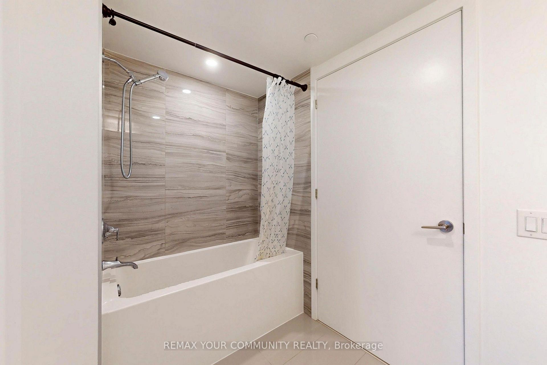 Photo 16 of Unit 1001, 39 Roehampton Avenue, Toronto, Mount Pleasant West — HOMEH