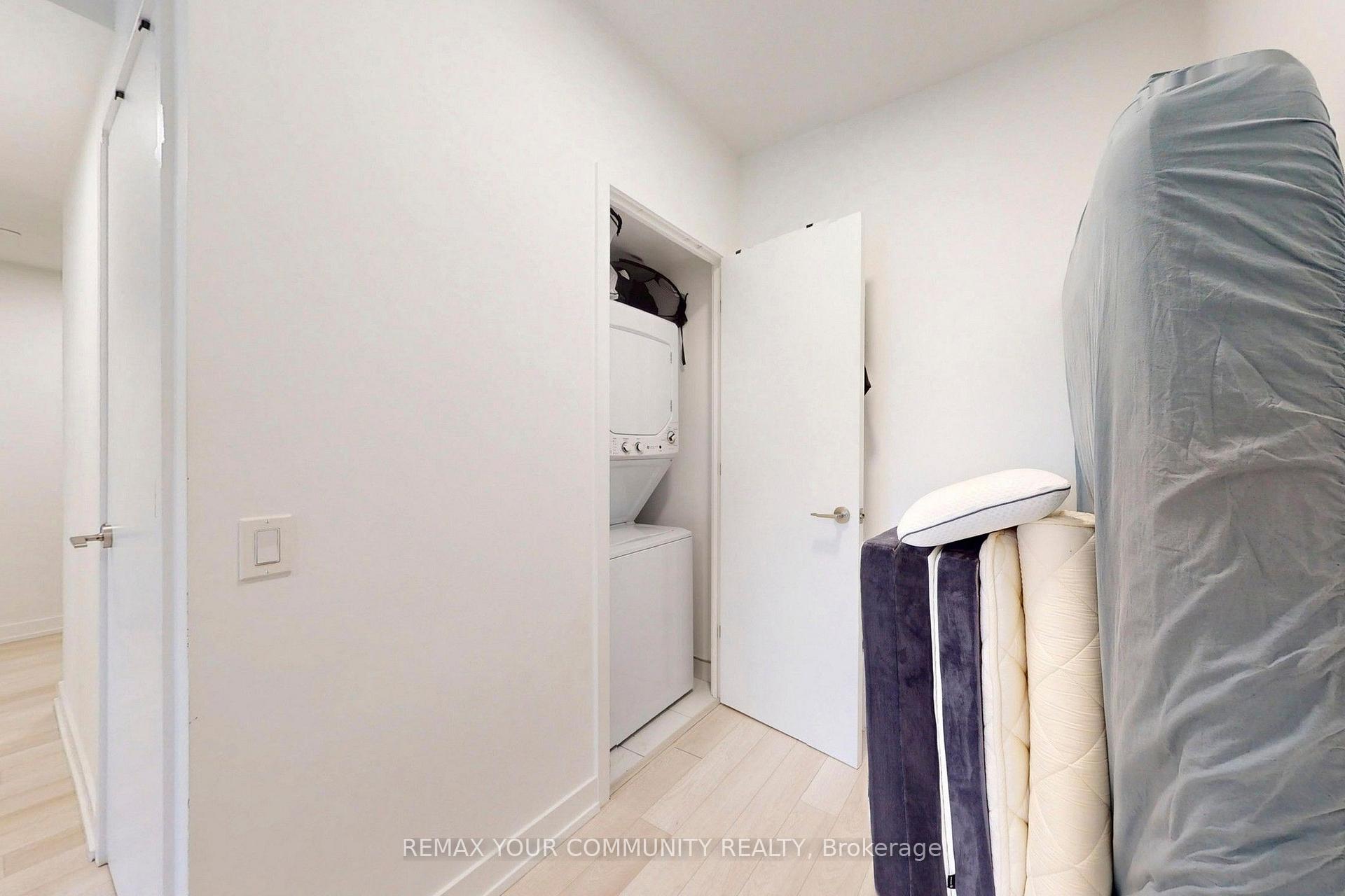Photo 20 of Unit 1001, 39 Roehampton Avenue, Toronto, Mount Pleasant West — HOMEH